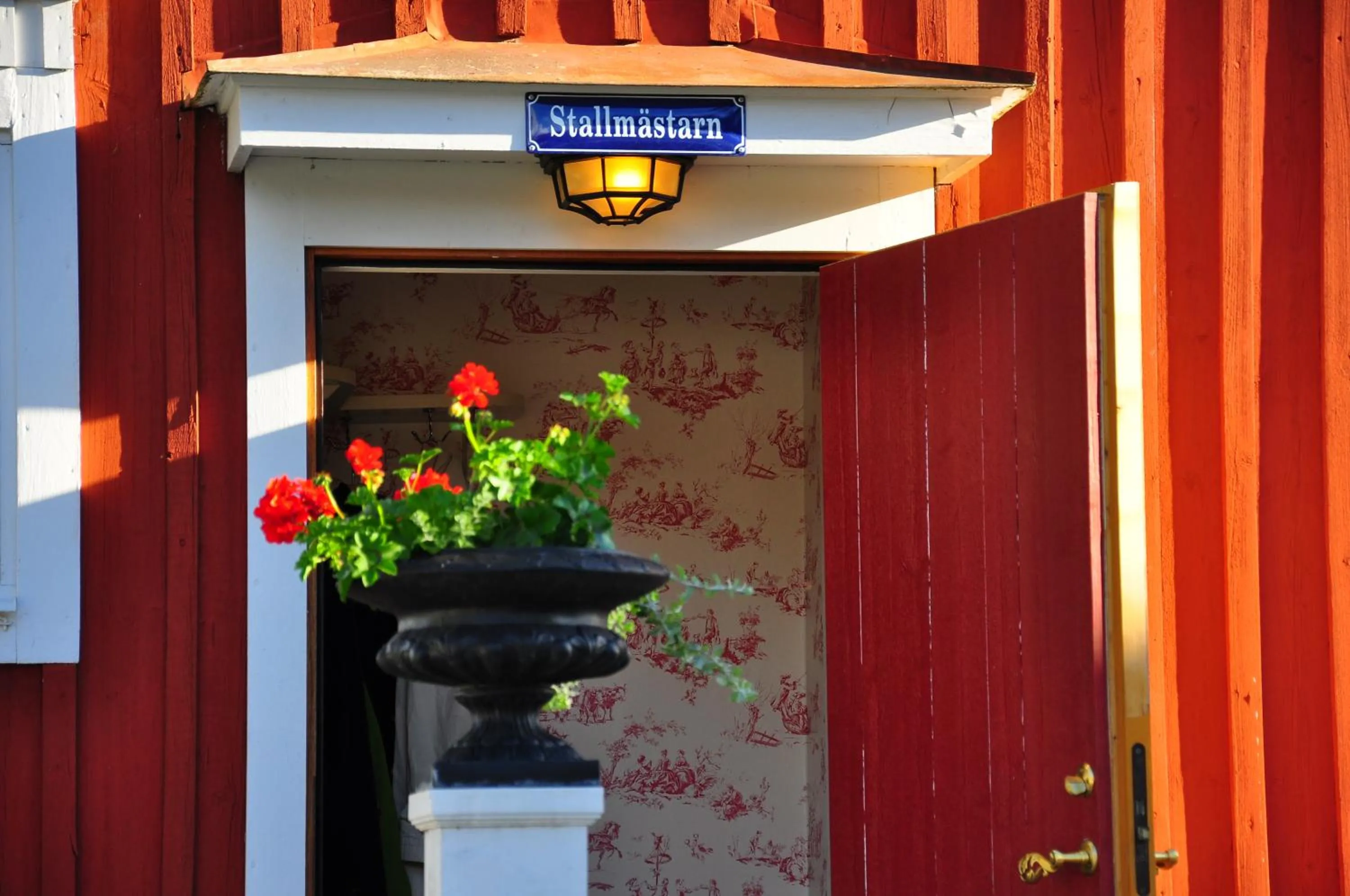 Facade/entrance in Hem till Gården boutique hotel