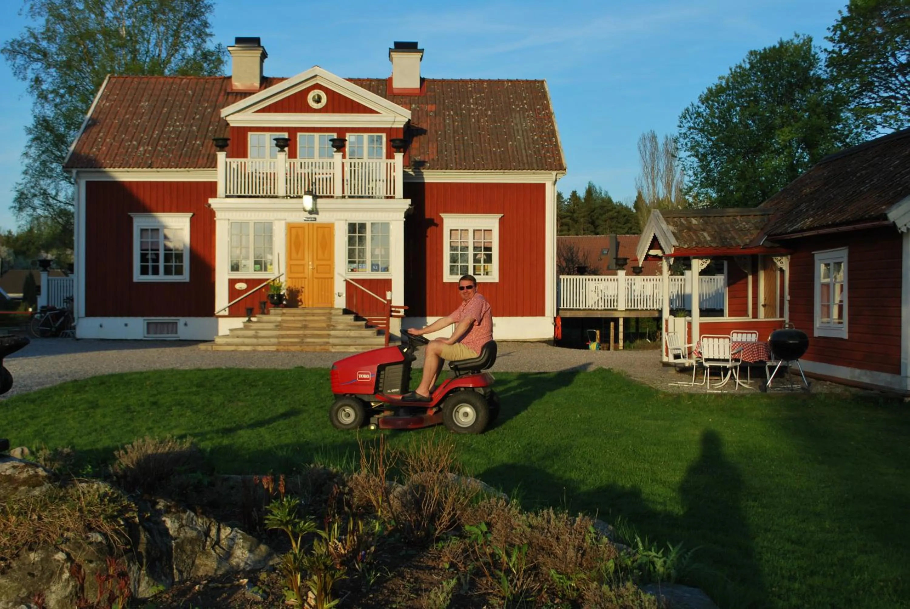 Property building in Hem till Gården boutique hotel