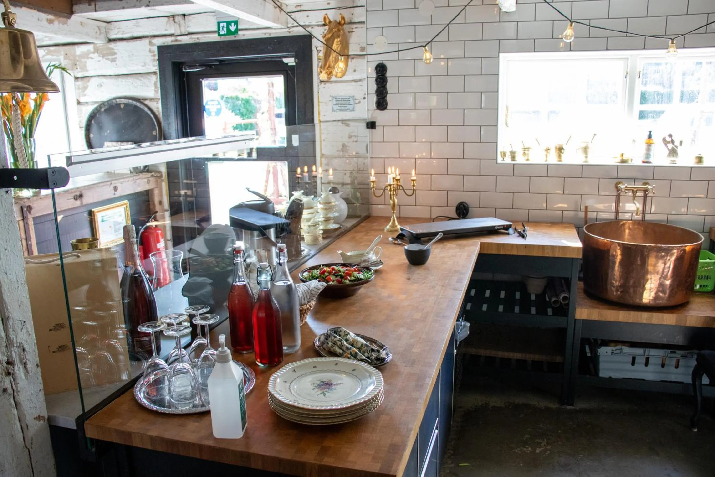 Restaurant/places to eat in Hem till Gården boutique hotel