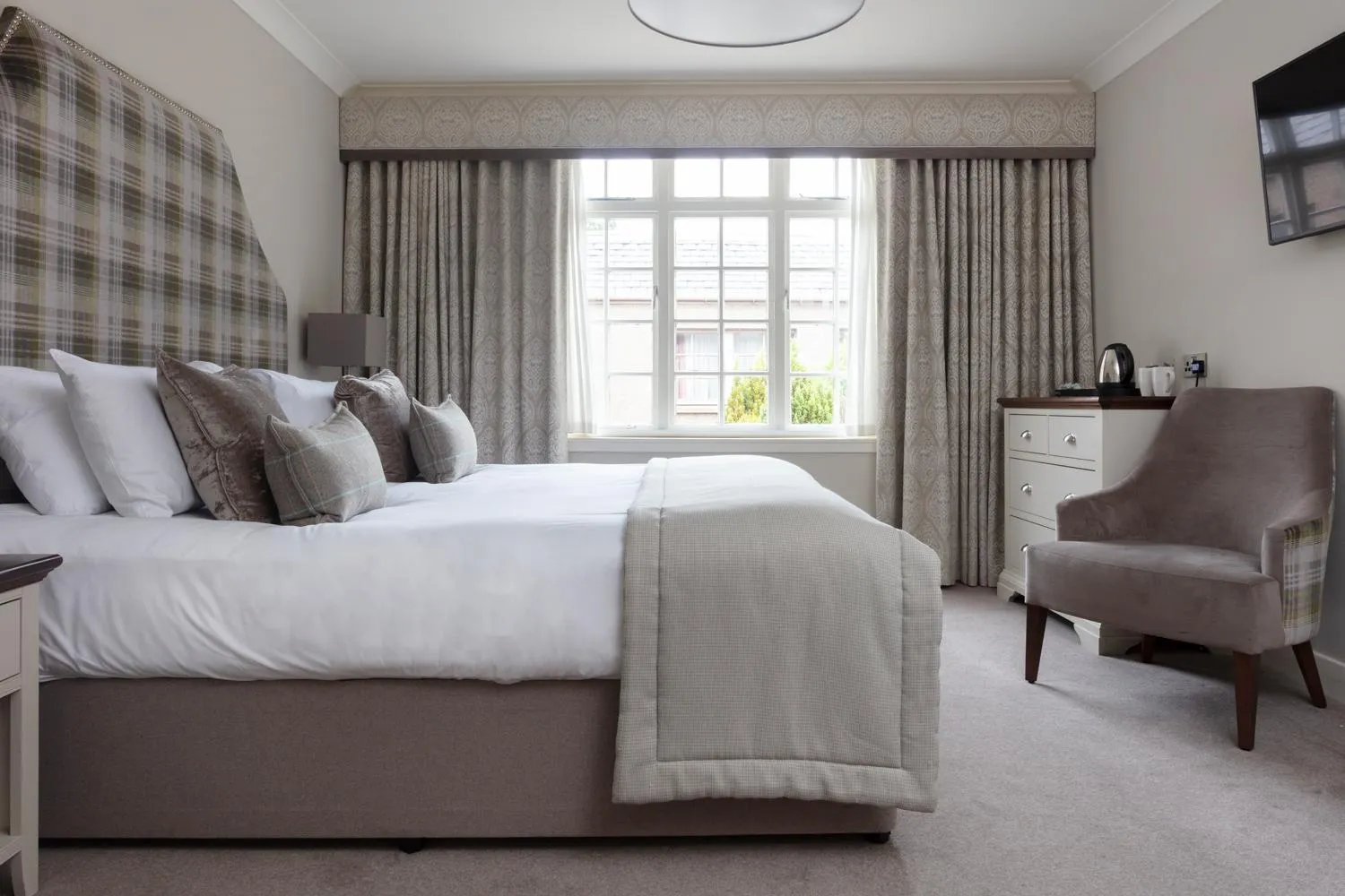 Bed in Murrayshall Country Estate