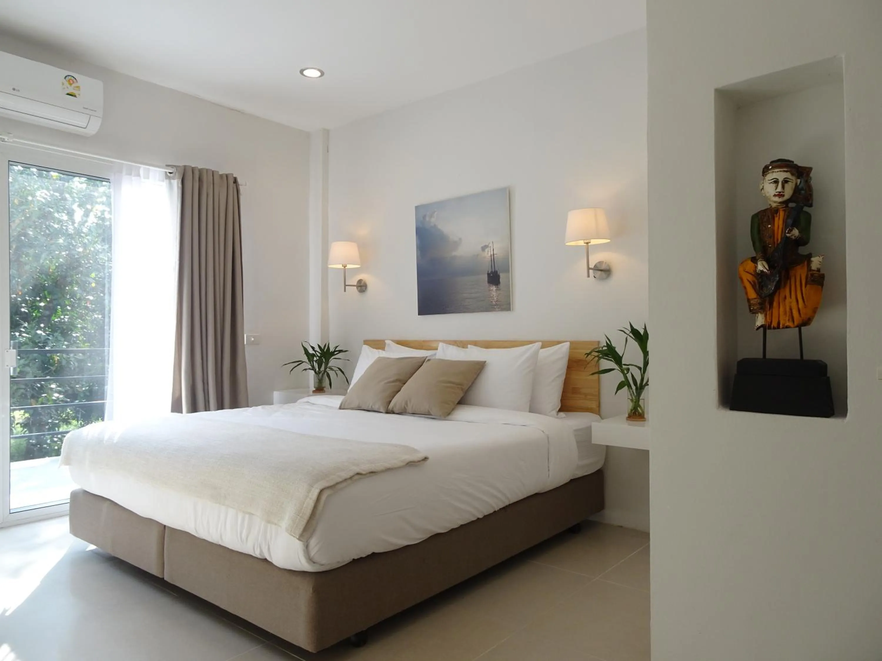 Bedroom, Bed in Isara Khao Lak