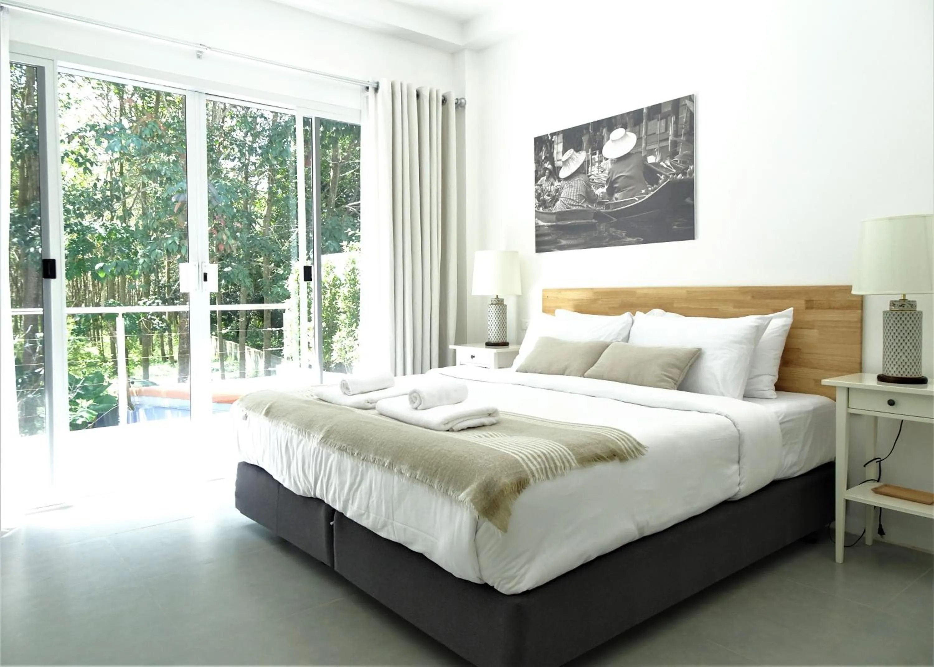 Bed in Isara Khao Lak