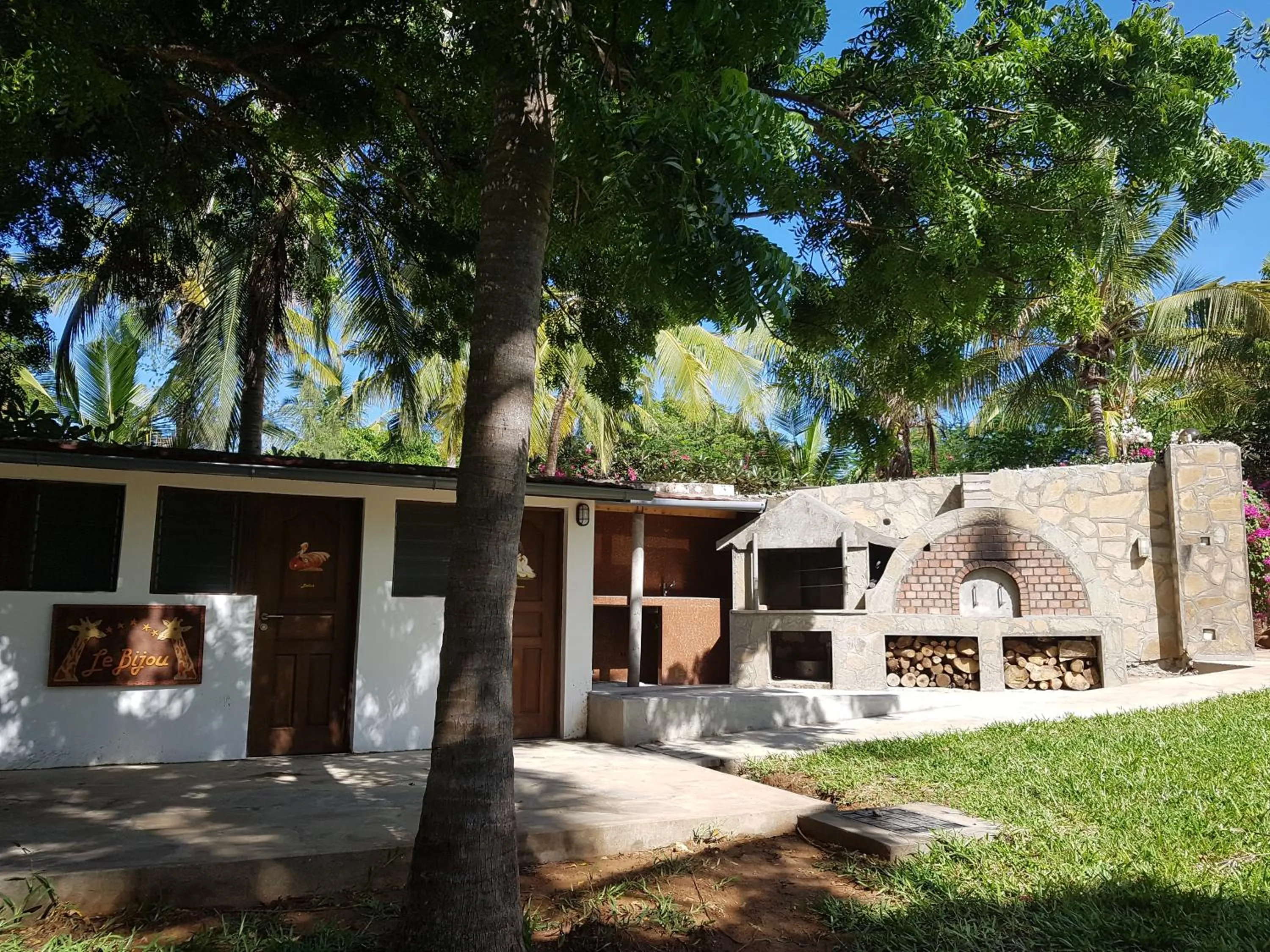 Restaurant/places to eat in Residence Maison Müge