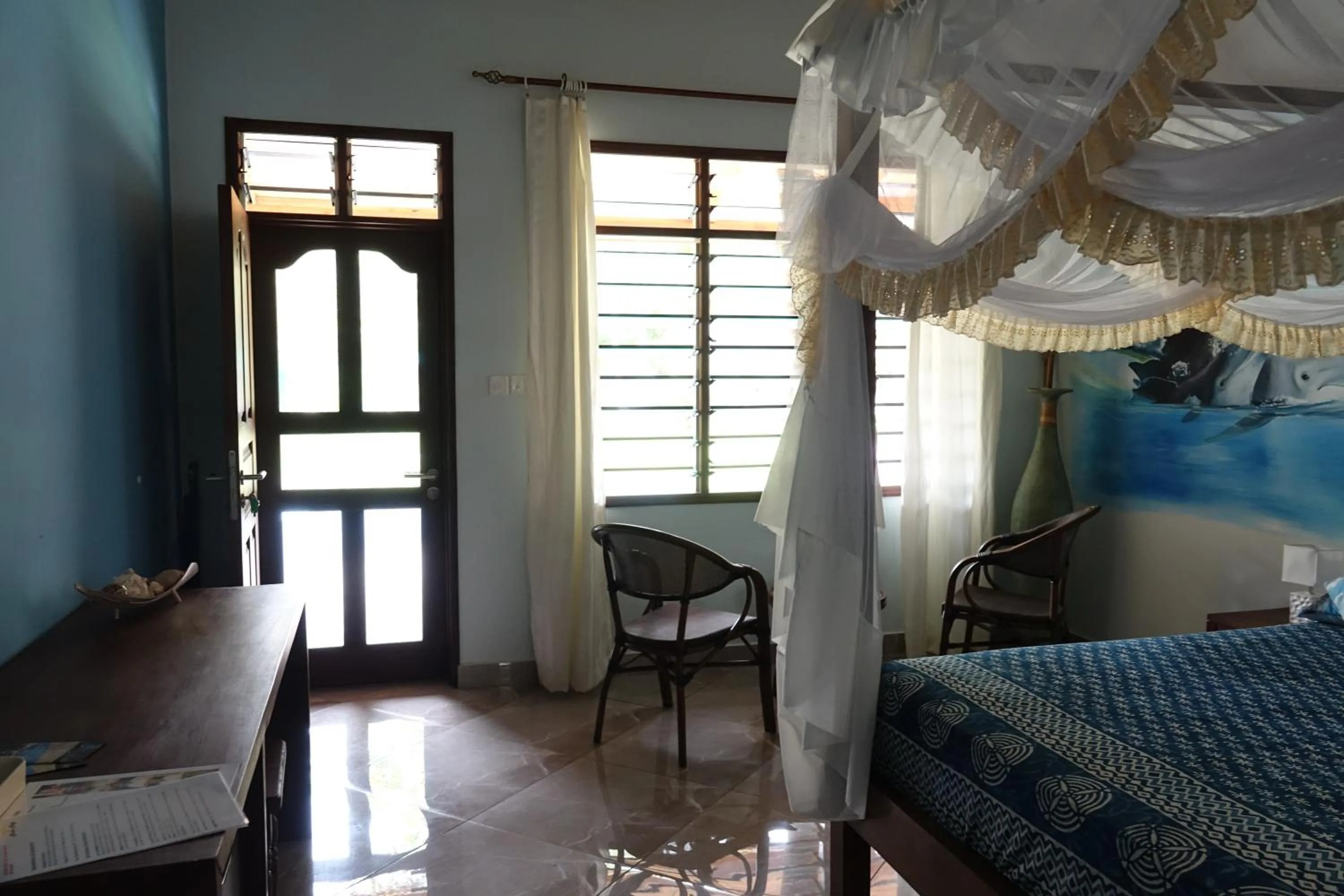 Photo of the whole room, Bed in Residence Maison Müge