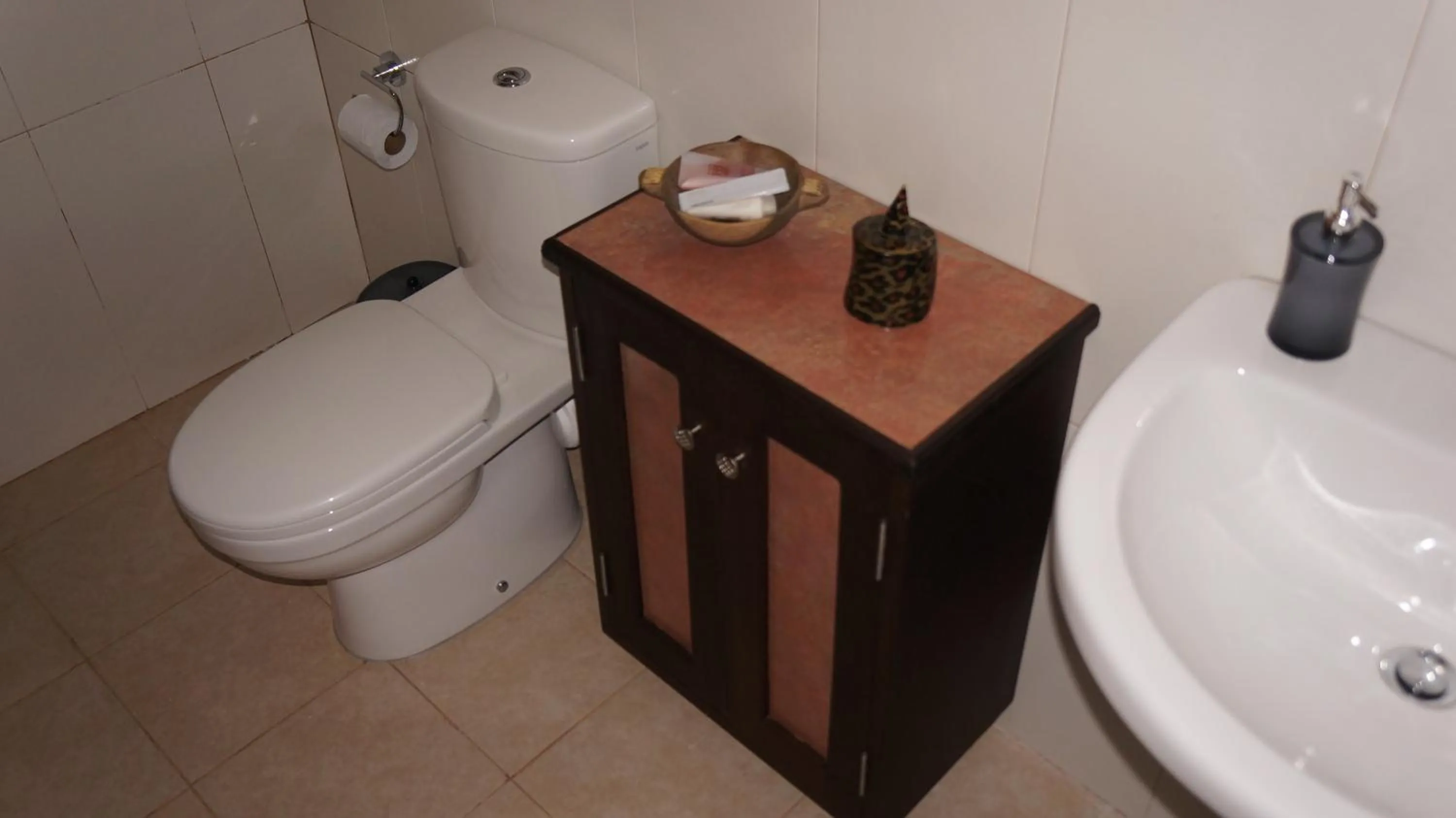 Toilet in Residence Maison Müge