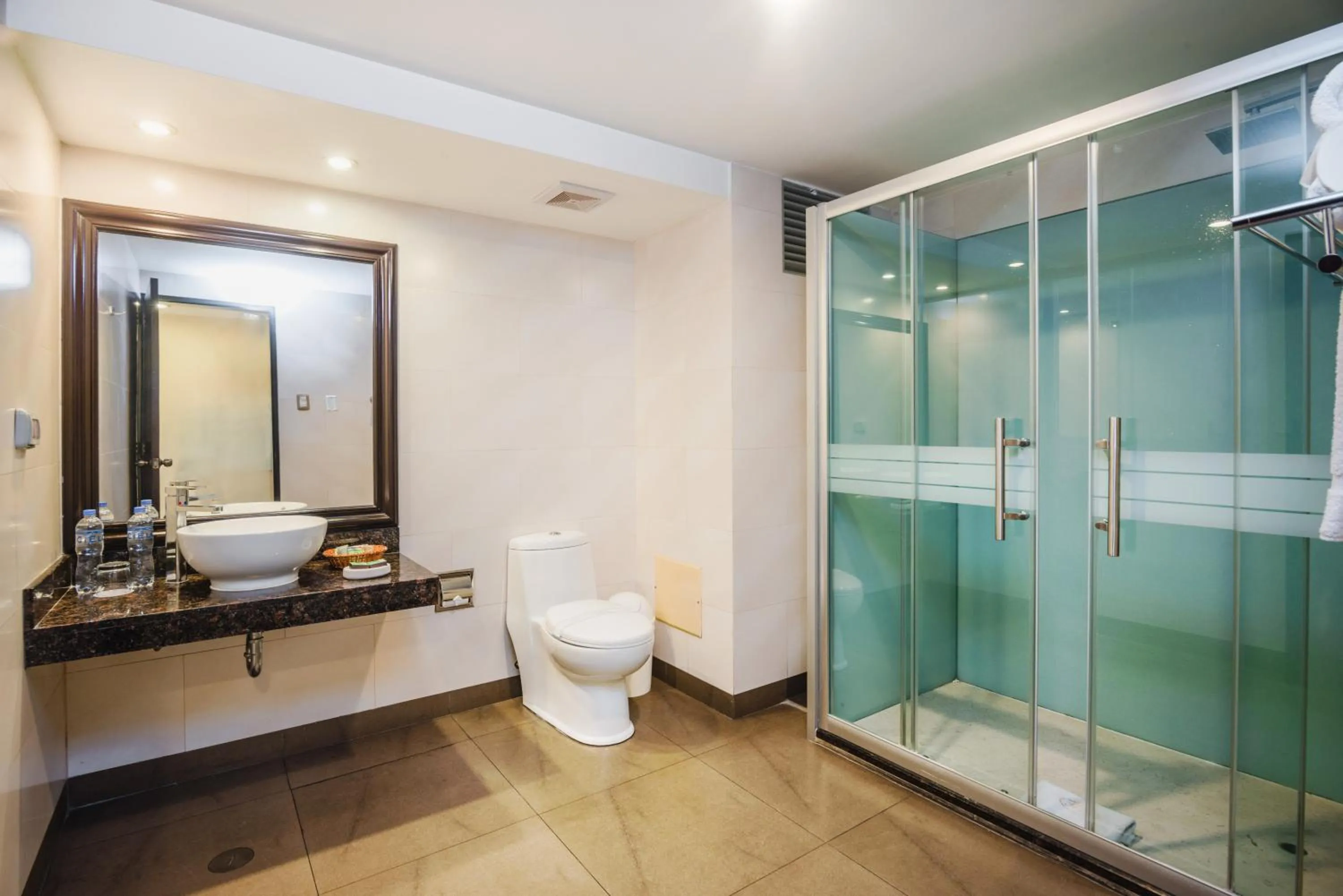 Bathroom in Hotel Nobility