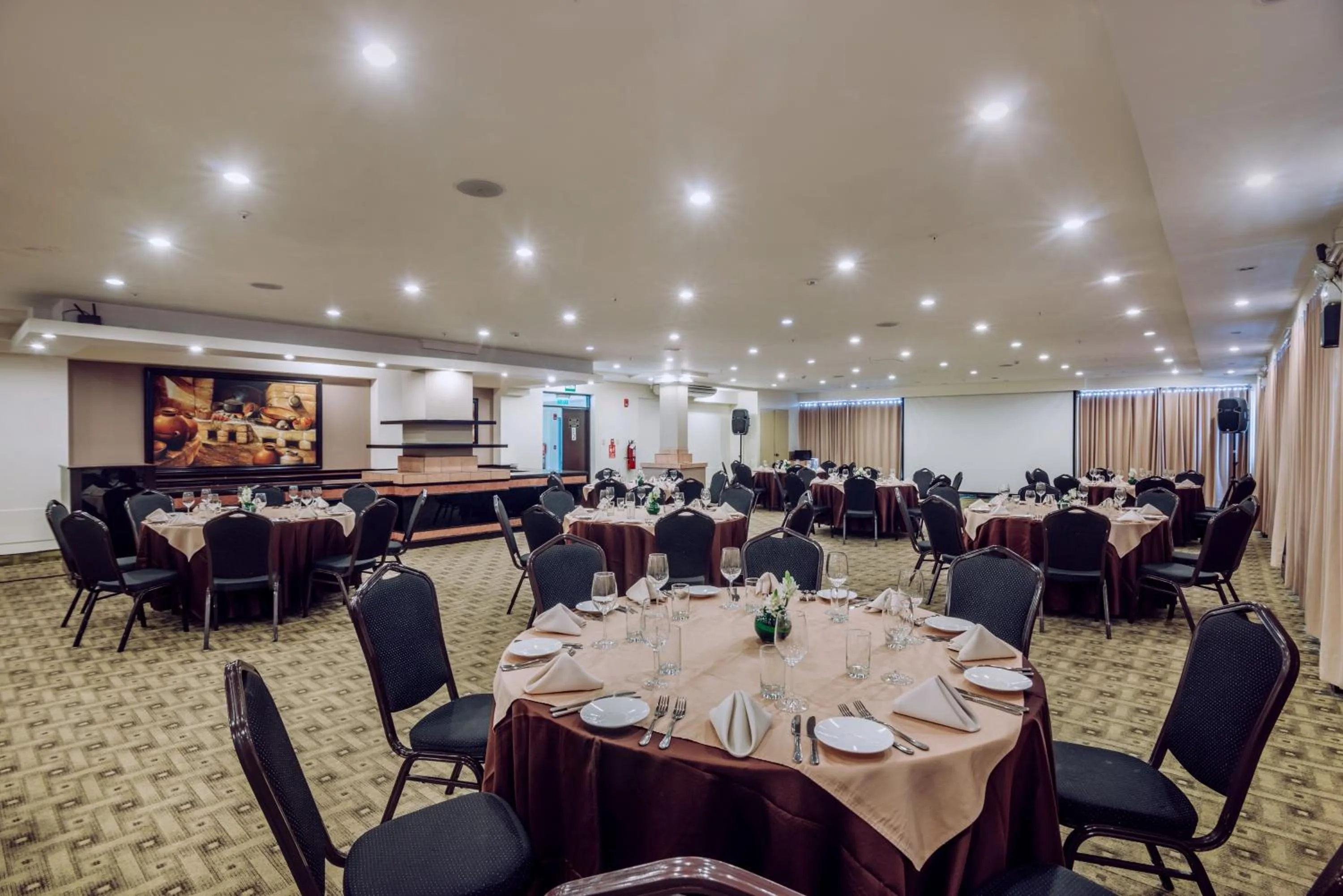 Business facilities in Hotel Nobility