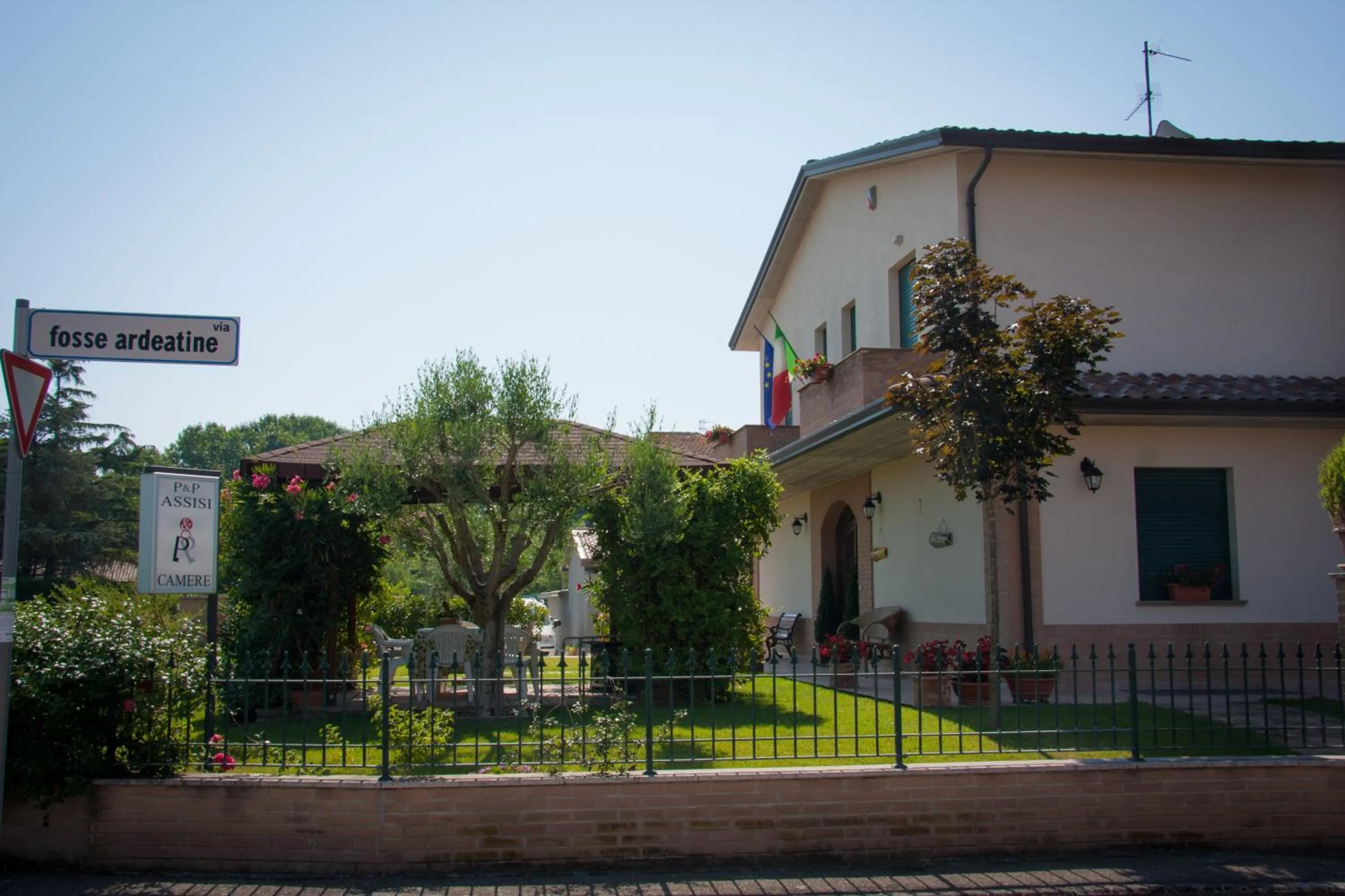 Property building in P&P Assisi Camere