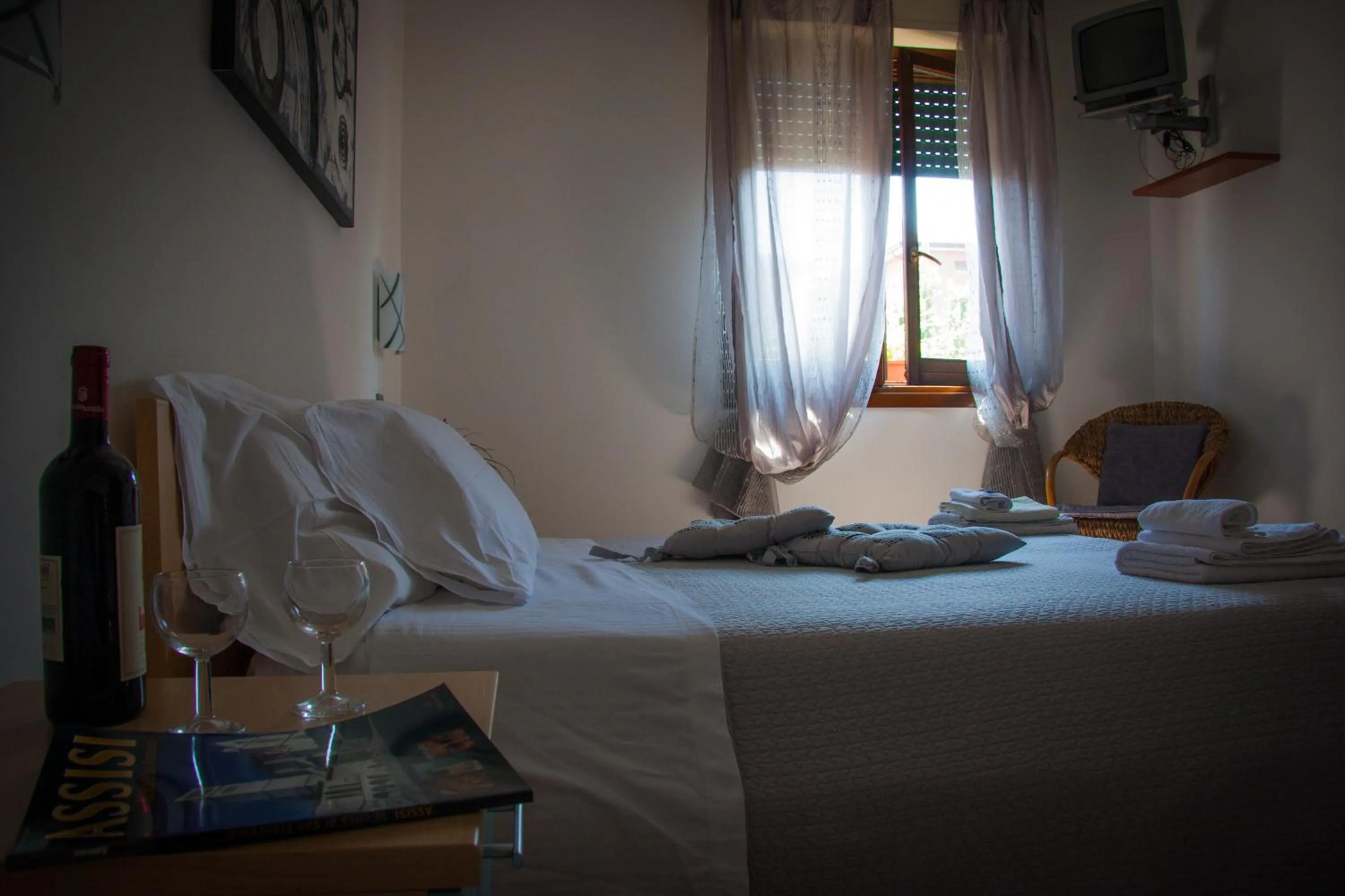 Photo of the whole room, Bed in P&P Assisi Camere