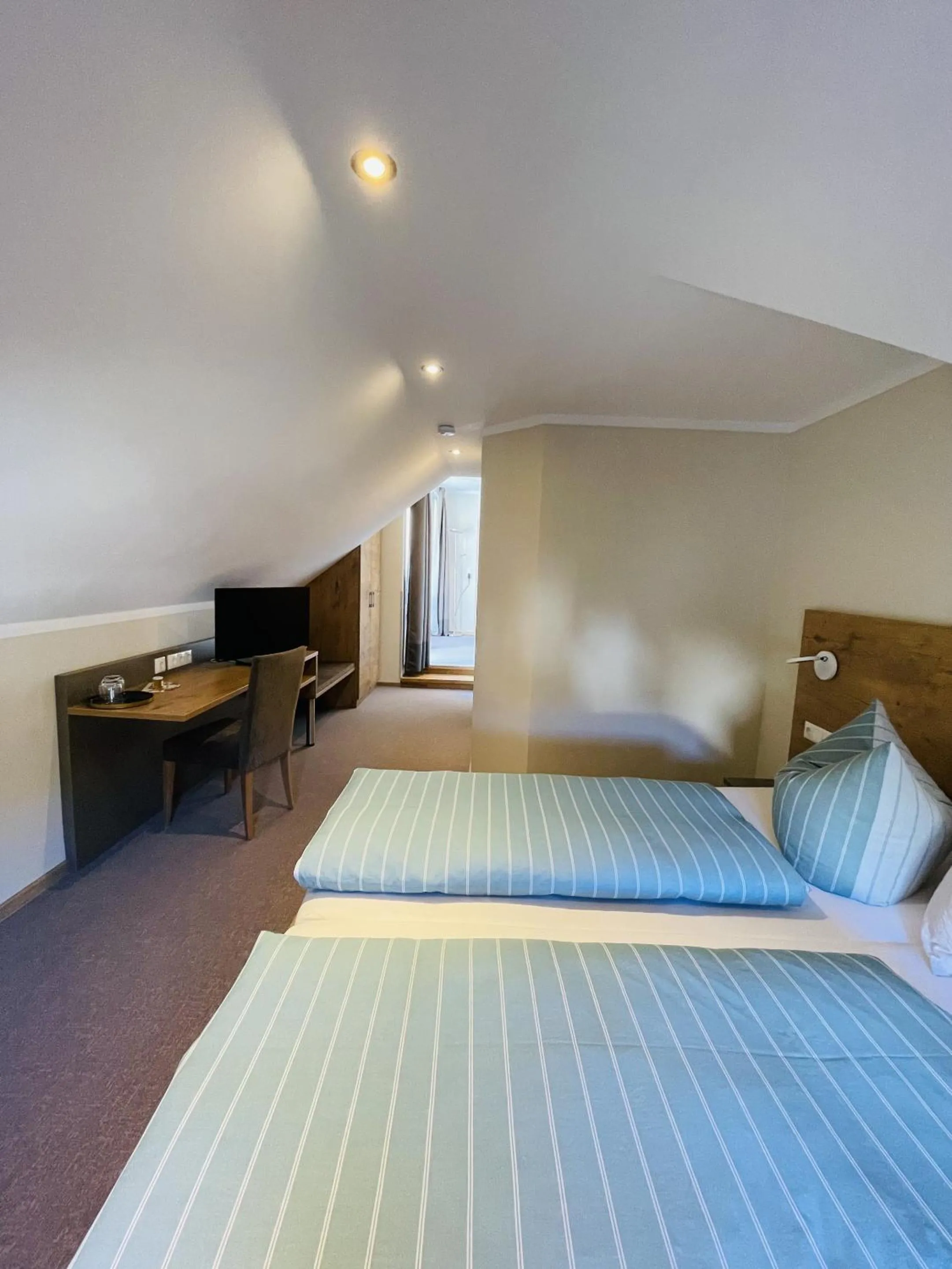 Bedroom, Bed in Weinbergs Loge