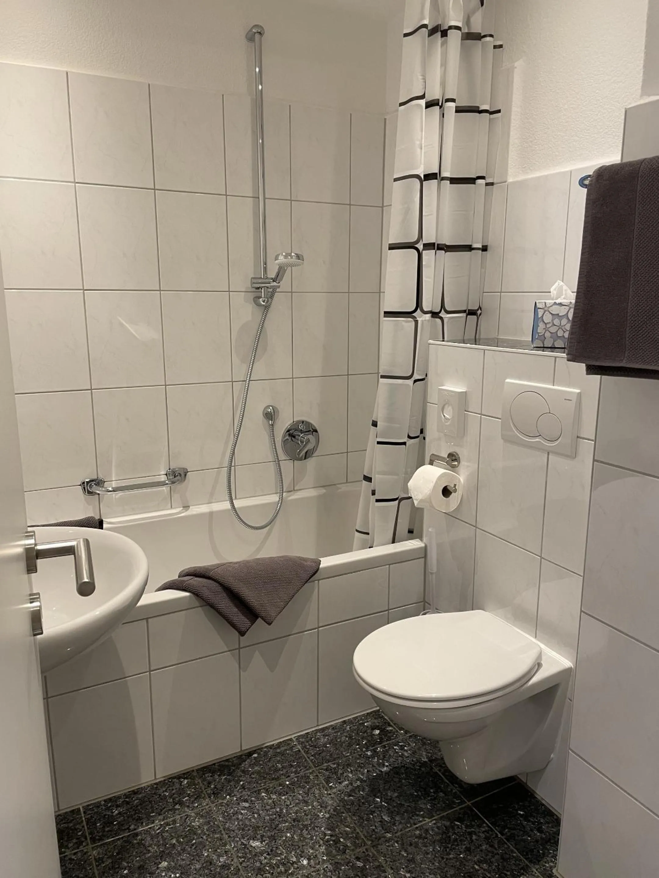 Bathroom in Weinbergs Loge
