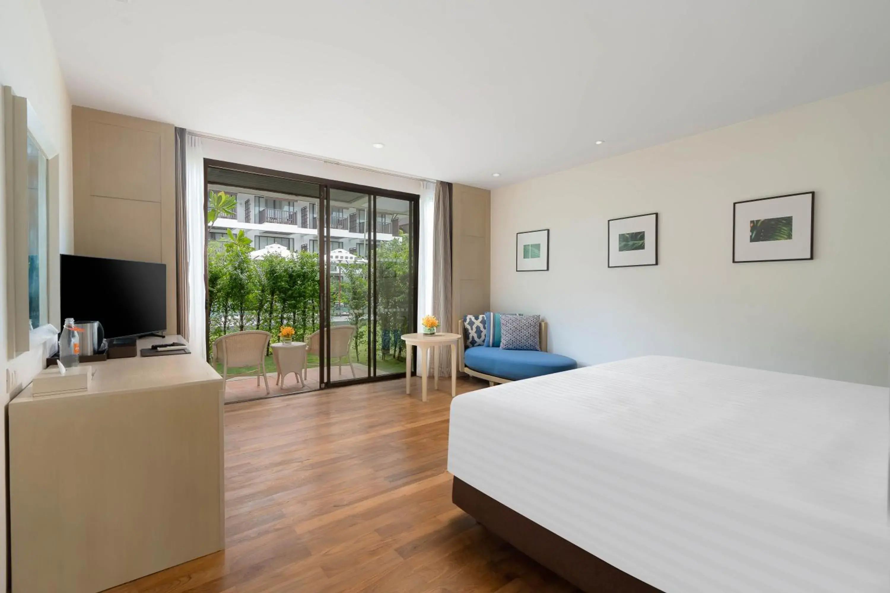 Pool view, Bed in Amari Koh Samui Pool view, Bed in Amari Koh Samui