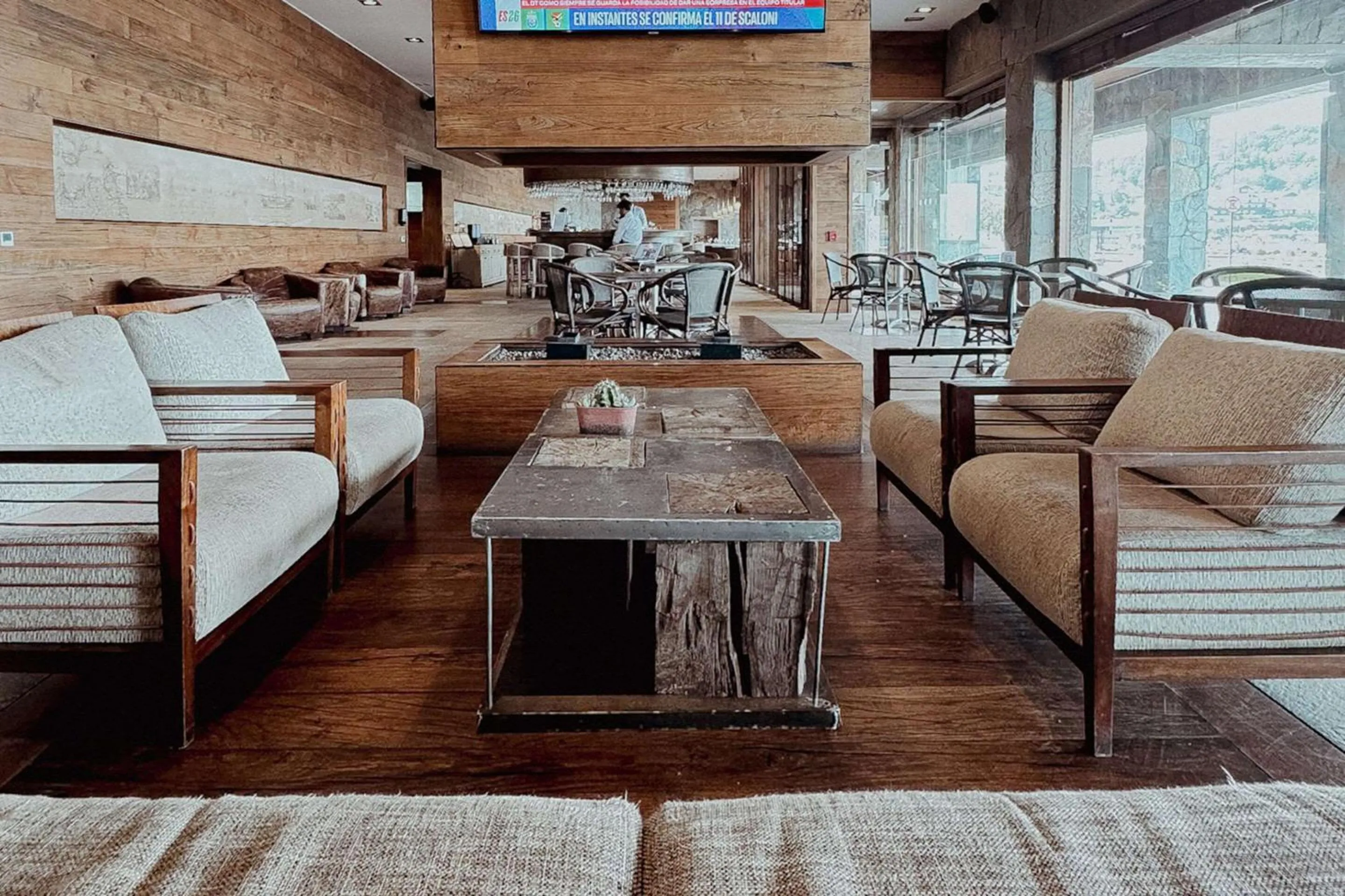 Lobby or reception in Radisson Hotel Puerto Varas