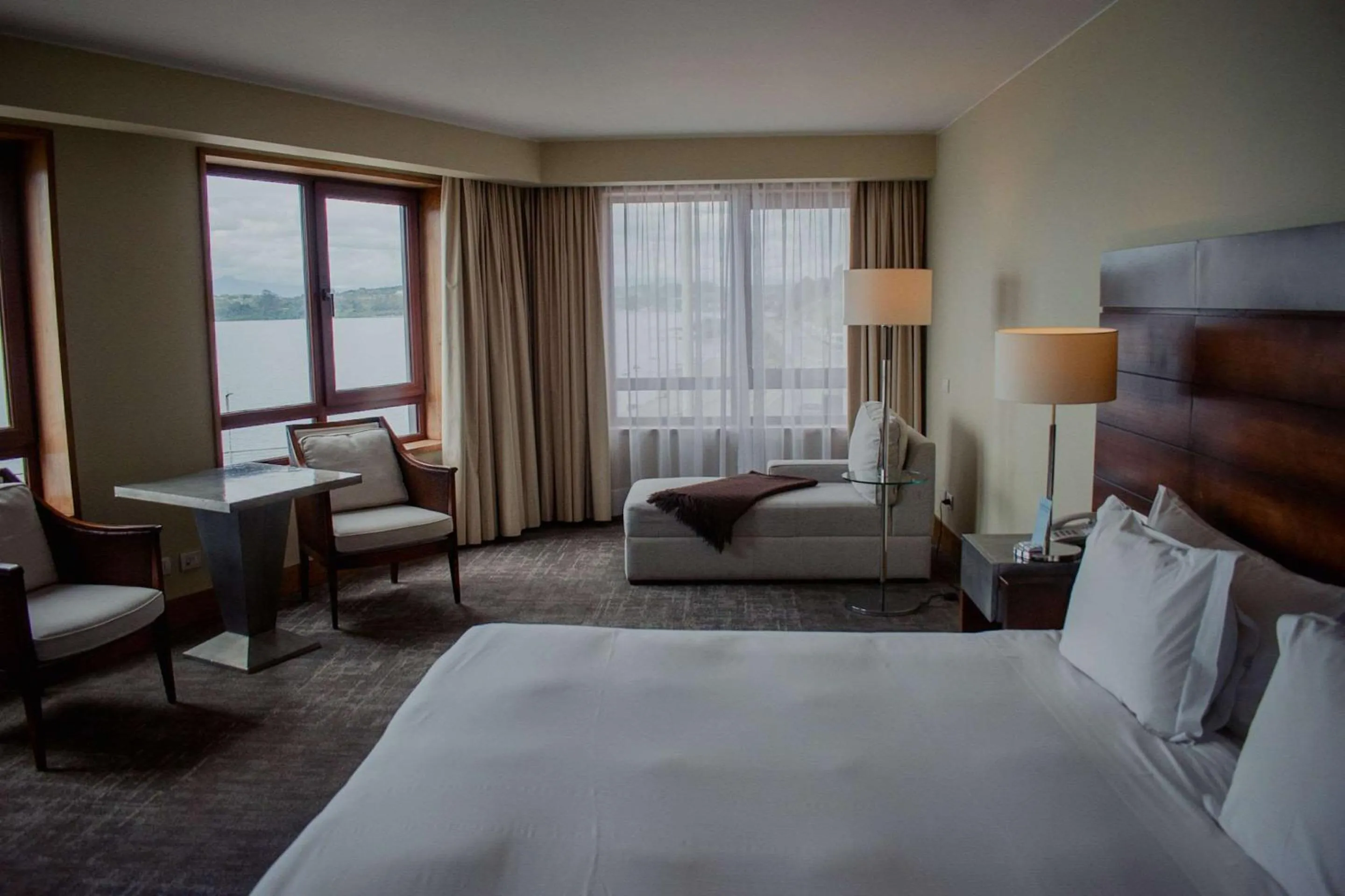 Bedroom, Bed in Radisson Hotel Puerto Varas