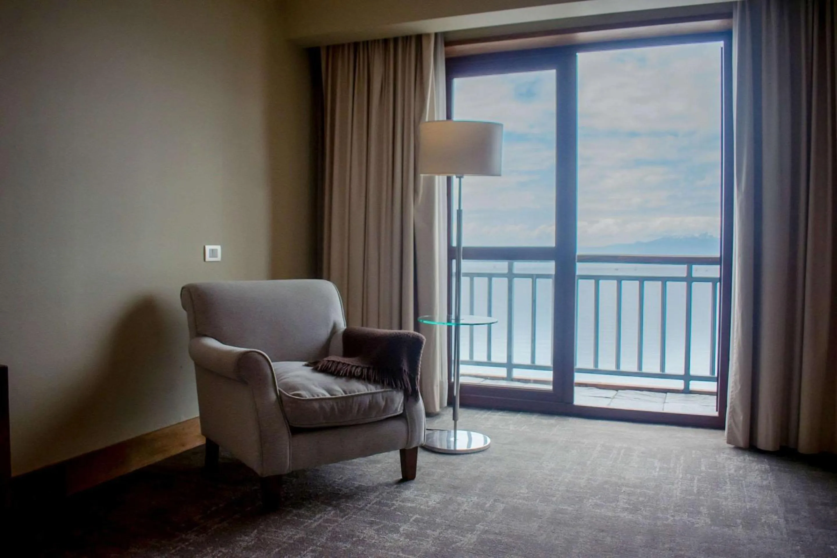 Bedroom in Radisson Hotel Puerto Varas