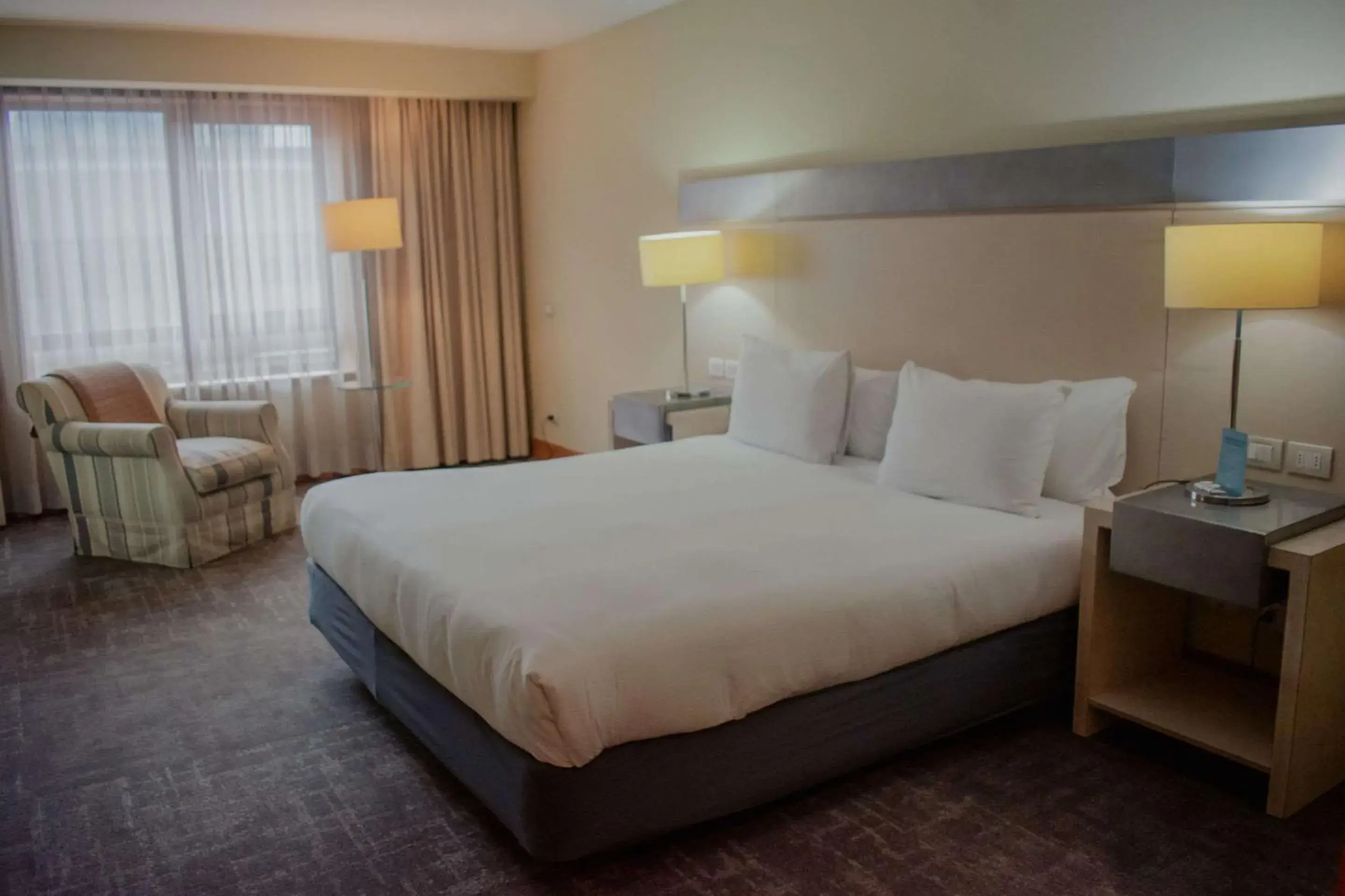 Bedroom, Bed in Radisson Hotel Puerto Varas Bedroom, Bed in Radisson Hotel Puerto Varas