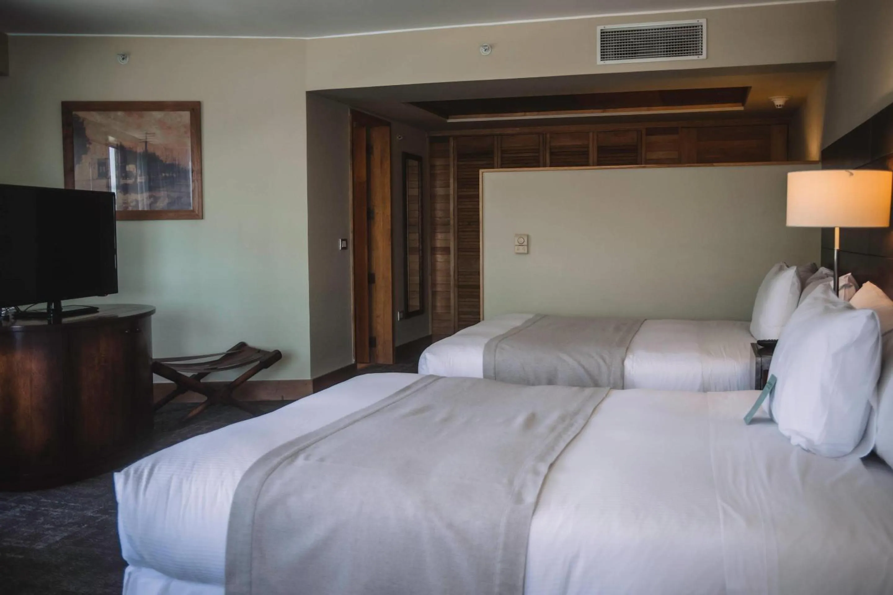 Bedroom, Bed in Radisson Hotel Puerto Varas