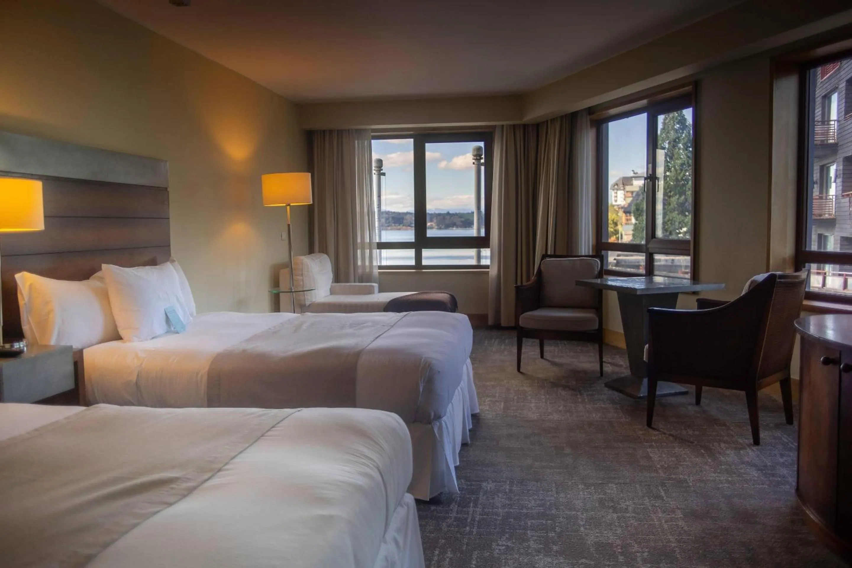 Bedroom, Bed in Radisson Hotel Puerto Varas