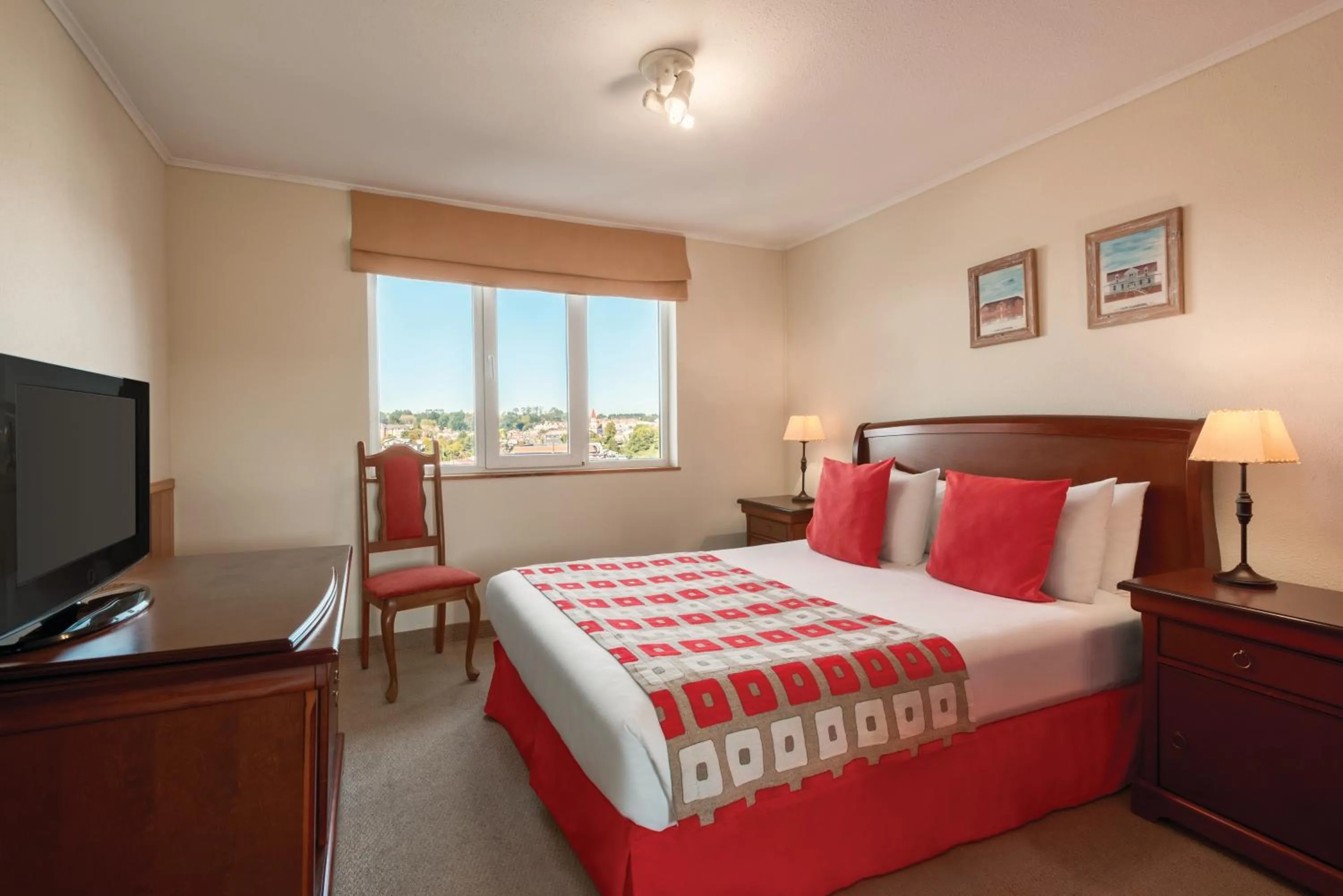 Bedroom, Bed in Park Inn by Radisson Puerto Varas