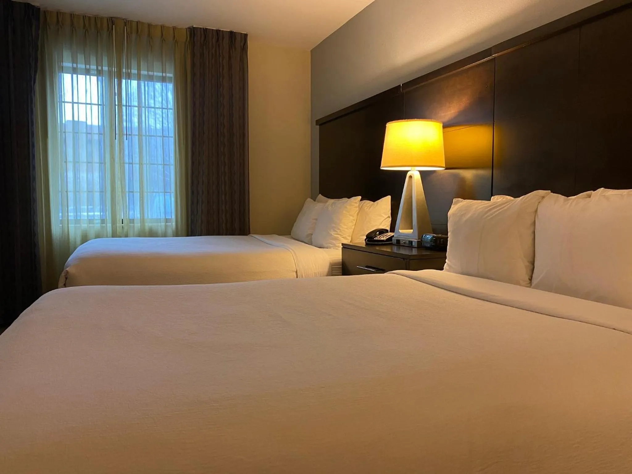 Photo of the whole room, Bed in Staybridge Suites Syracuse Liverpool by IHG