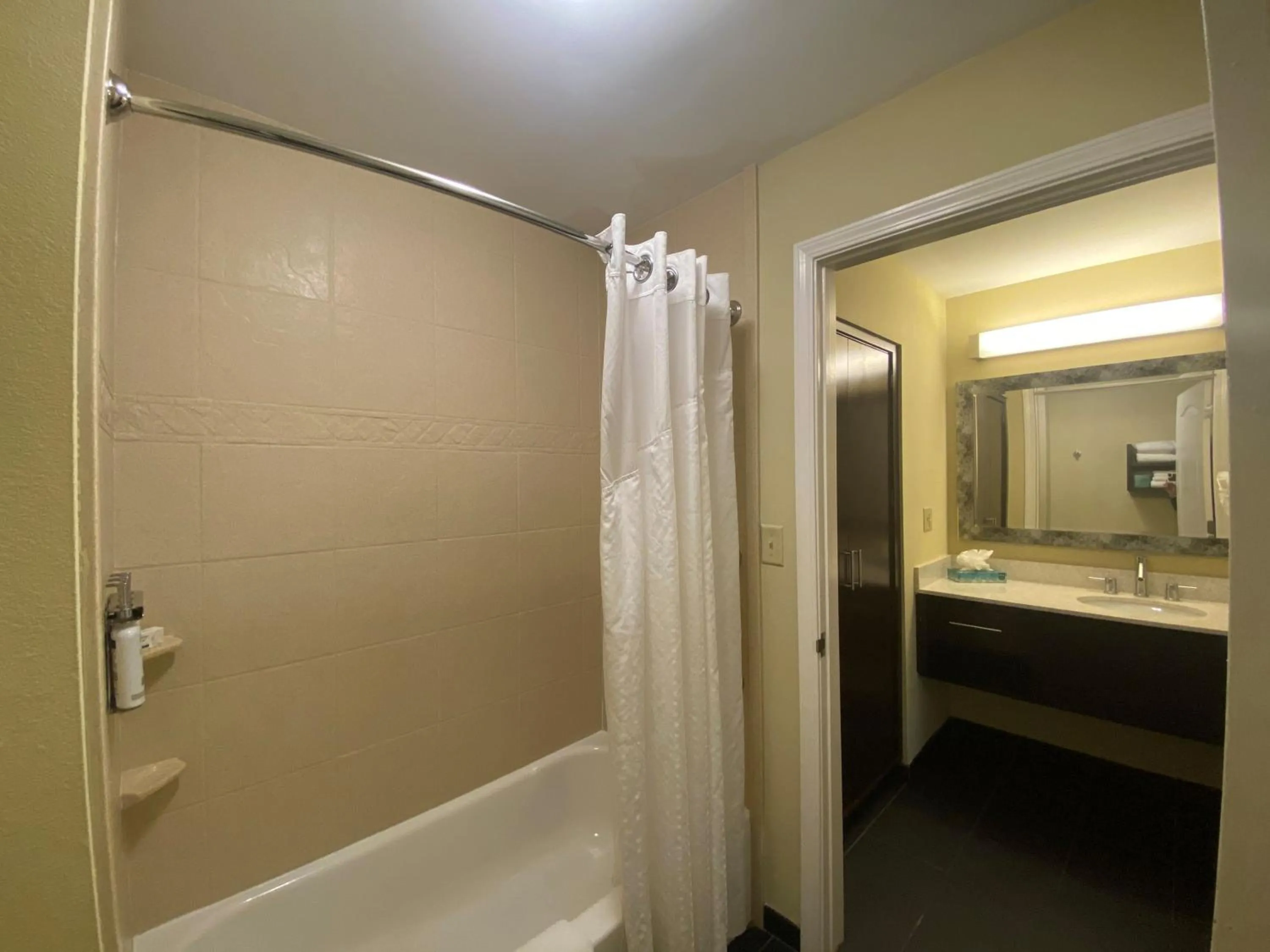 Bathroom in Staybridge Suites Syracuse Liverpool by IHG