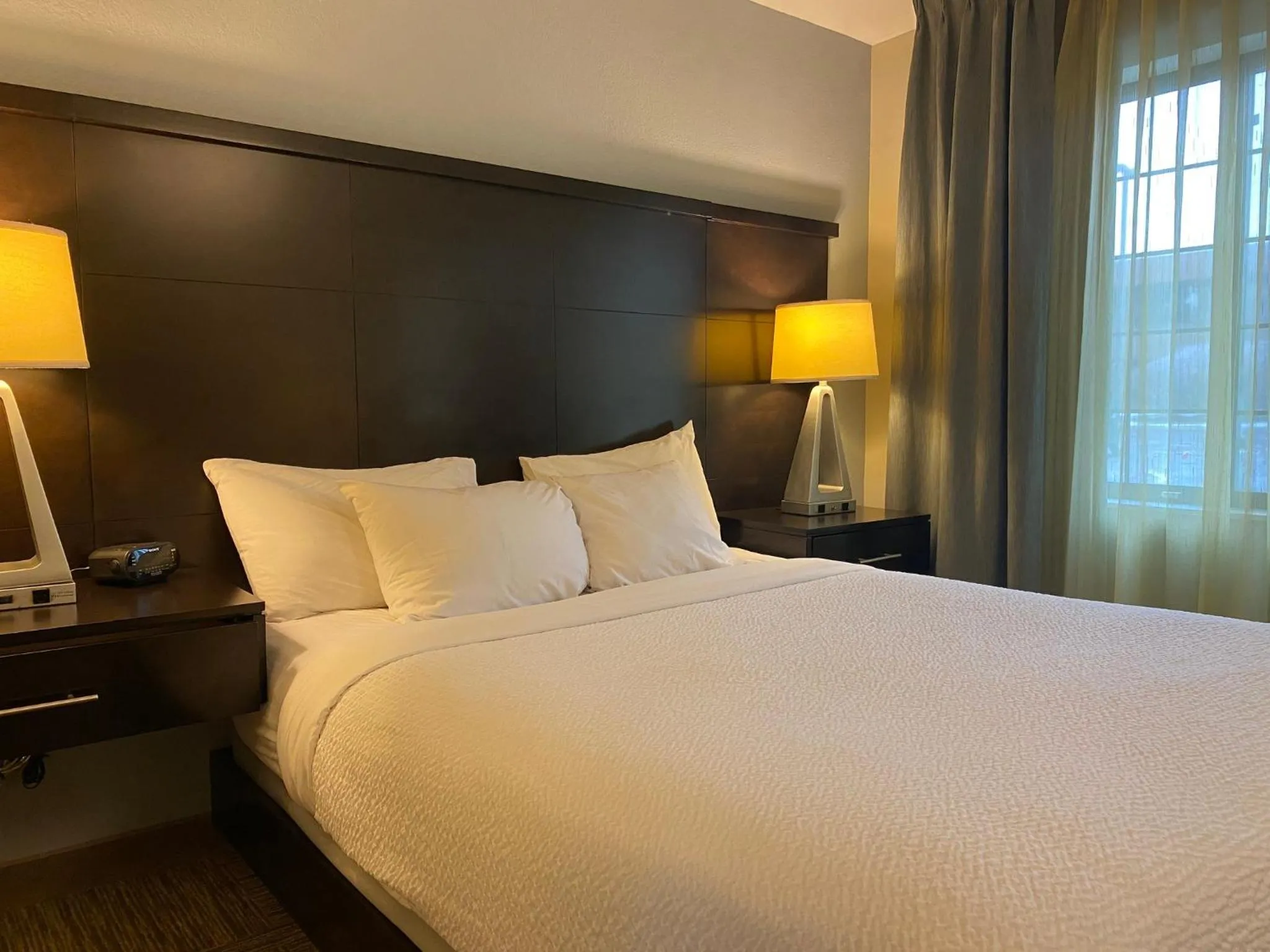 Photo of the whole room, Bed in Staybridge Suites Syracuse Liverpool by IHG