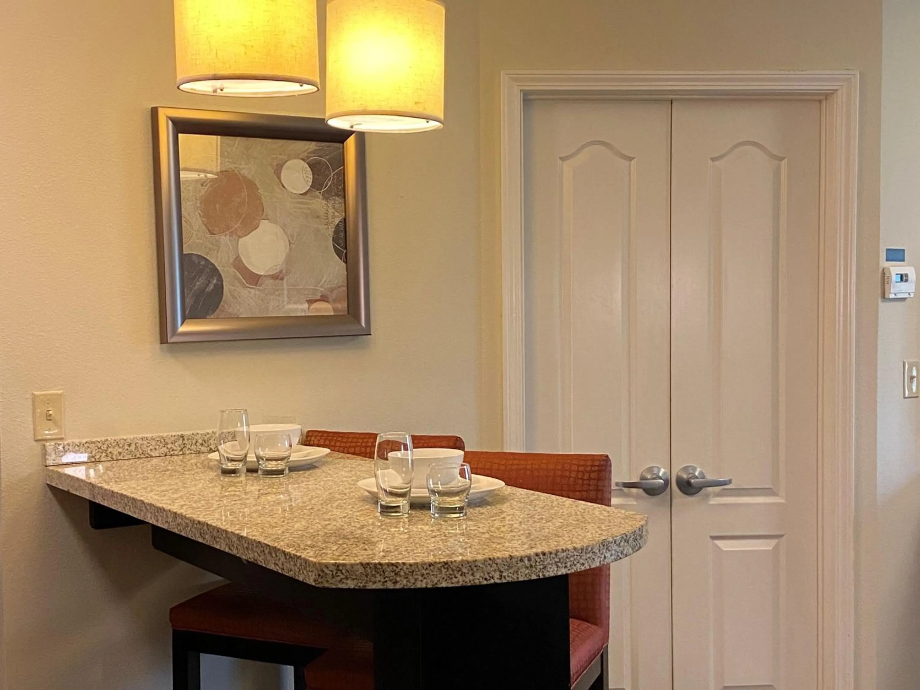 Photo of the whole room in Staybridge Suites Syracuse Liverpool by IHG