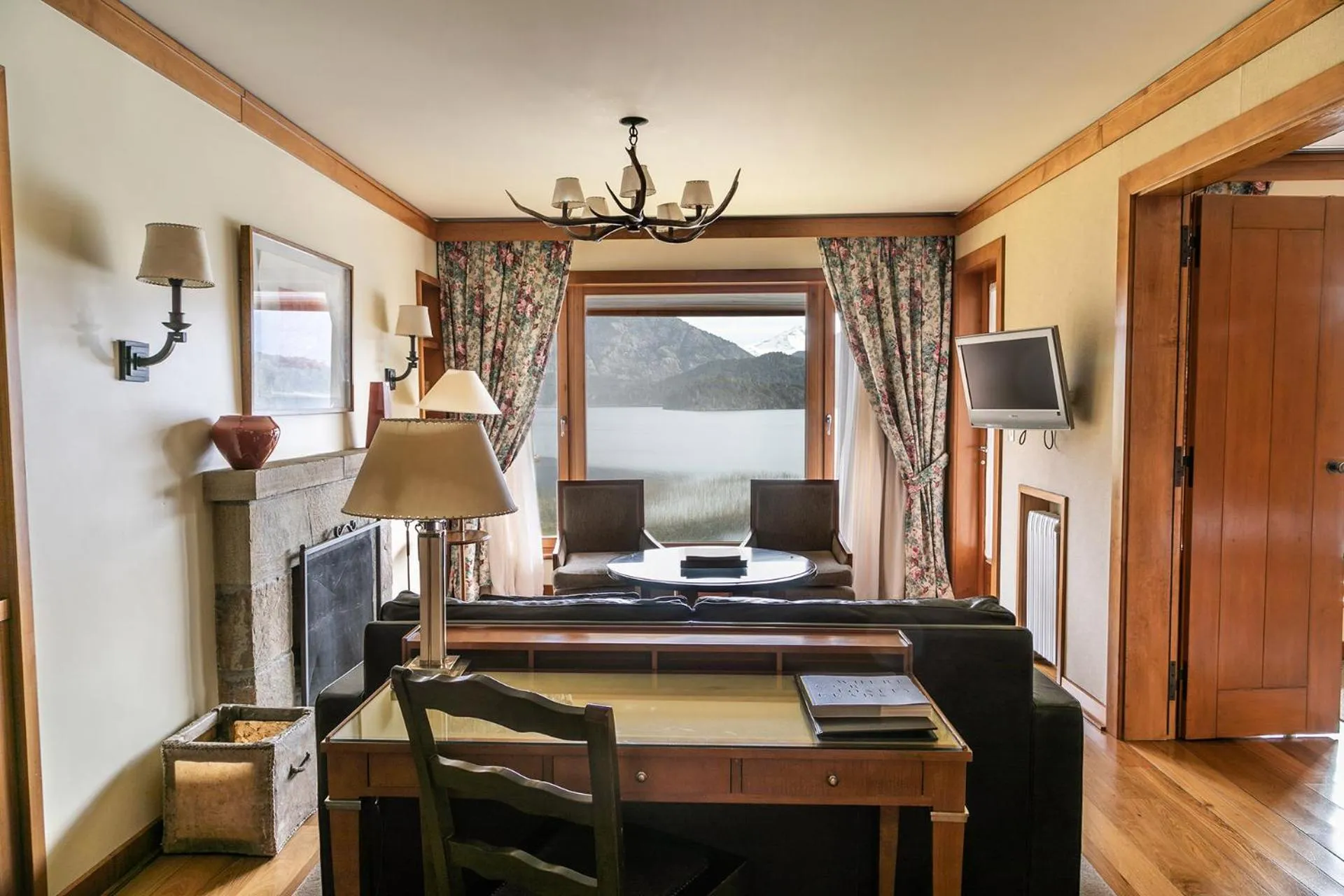 Photo of the whole room in Llao Llao Resort, Golf-Spa