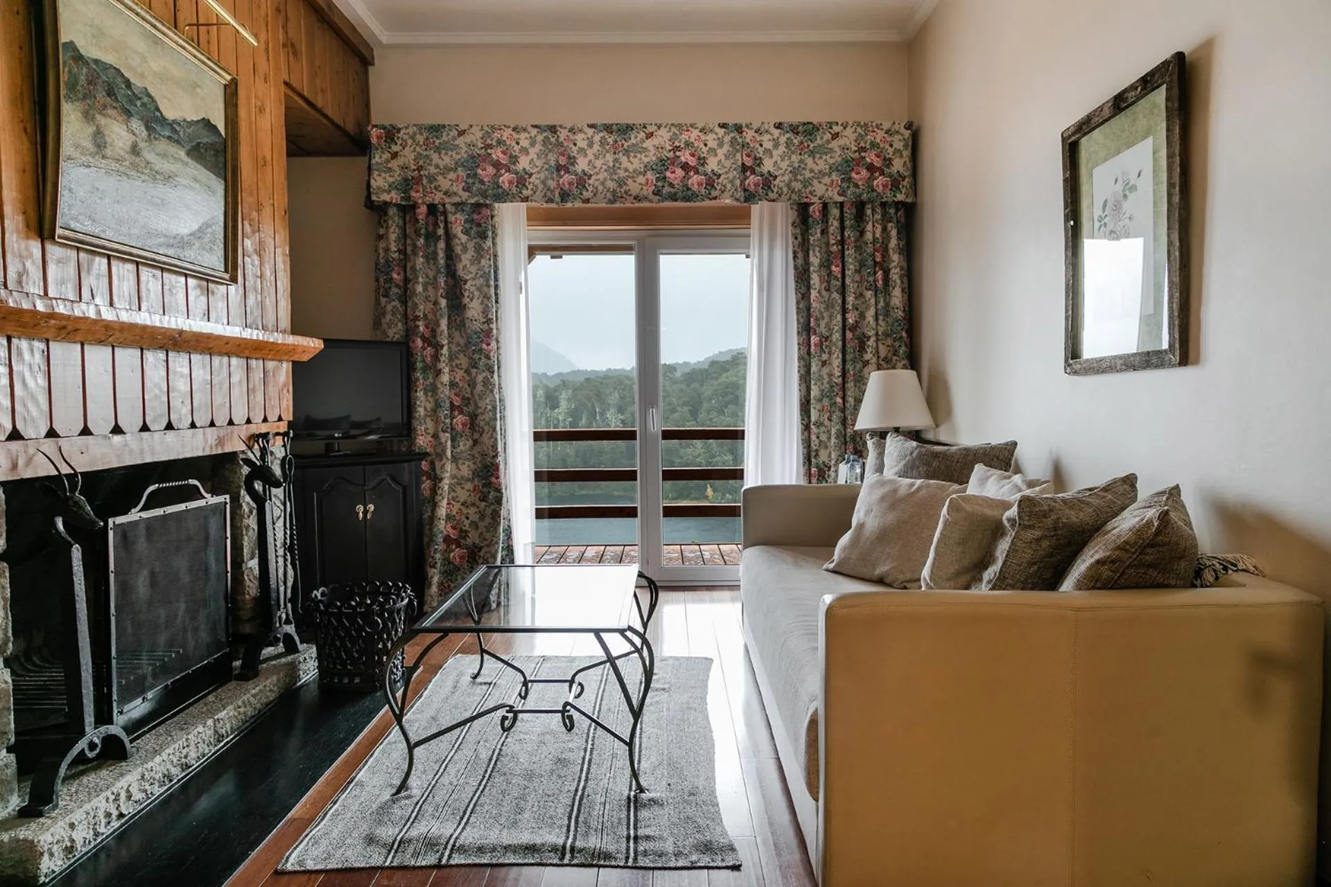 Living room in Llao Llao Resort, Golf-Spa