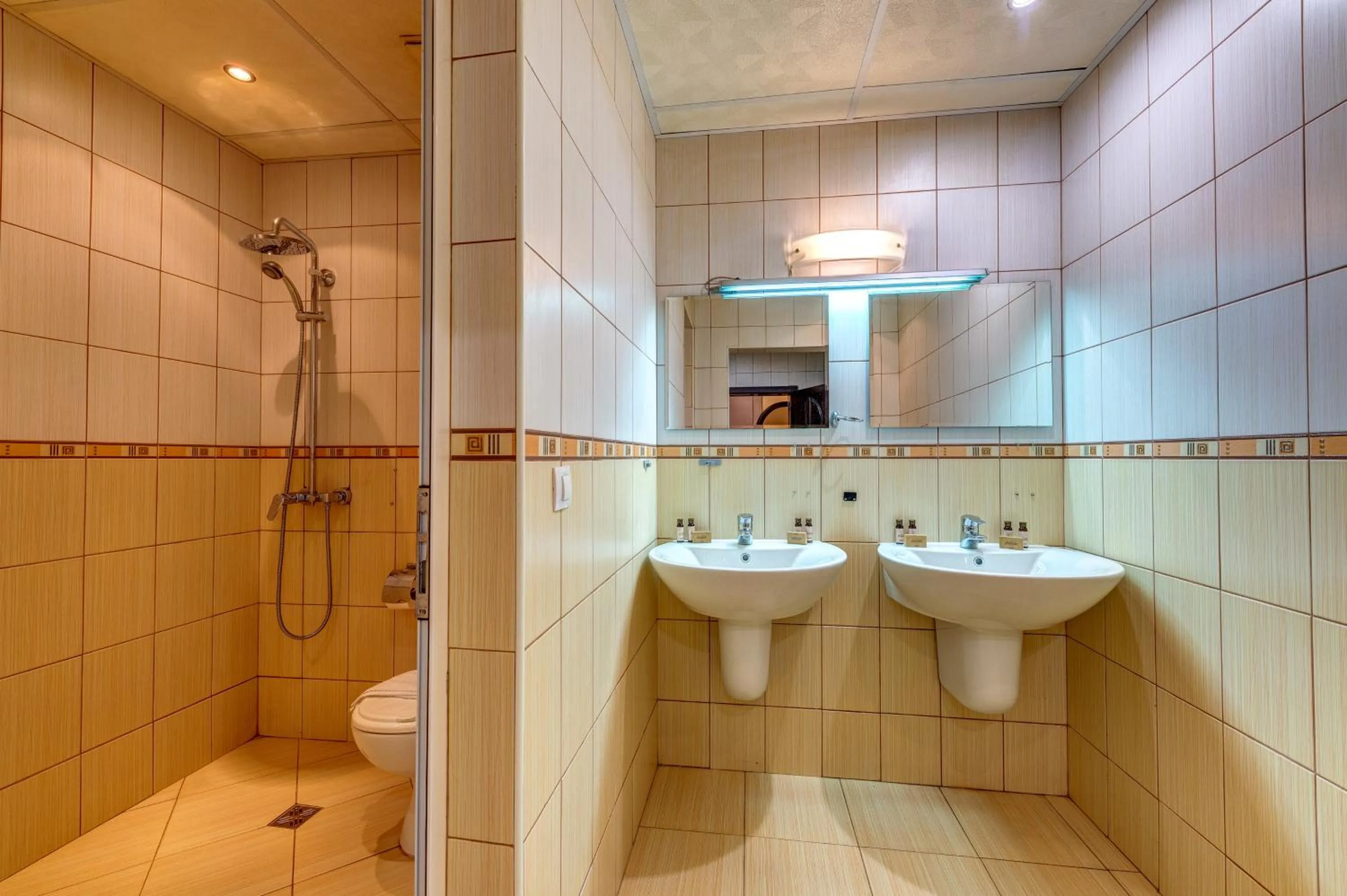 Bathroom in Rachev Hotel Residence