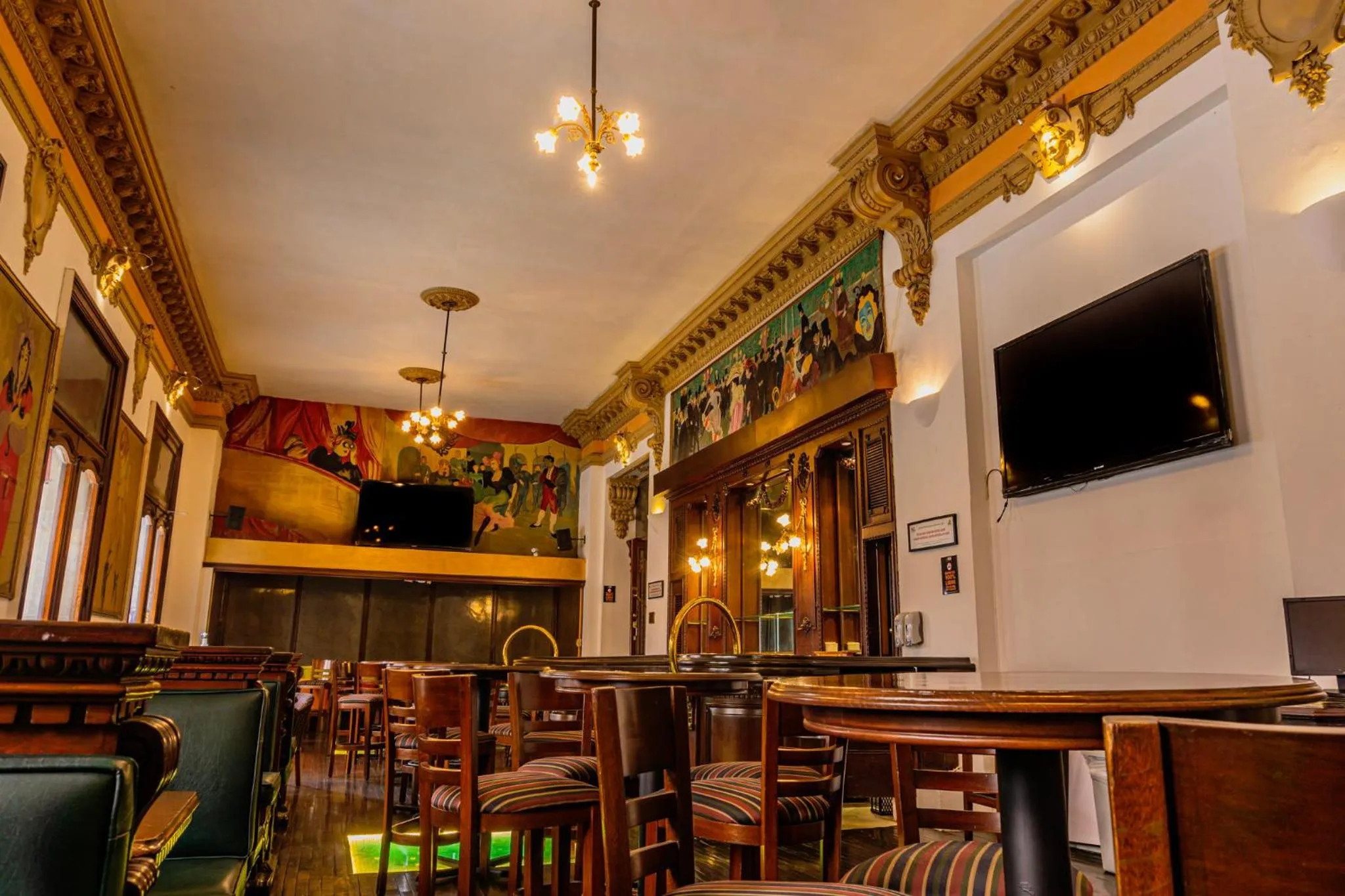 Lounge or bar in Gamma Monterrey Gran Hotel Ancira