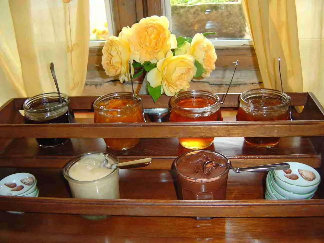 Food and drinks in Hôtel Les Orangeries