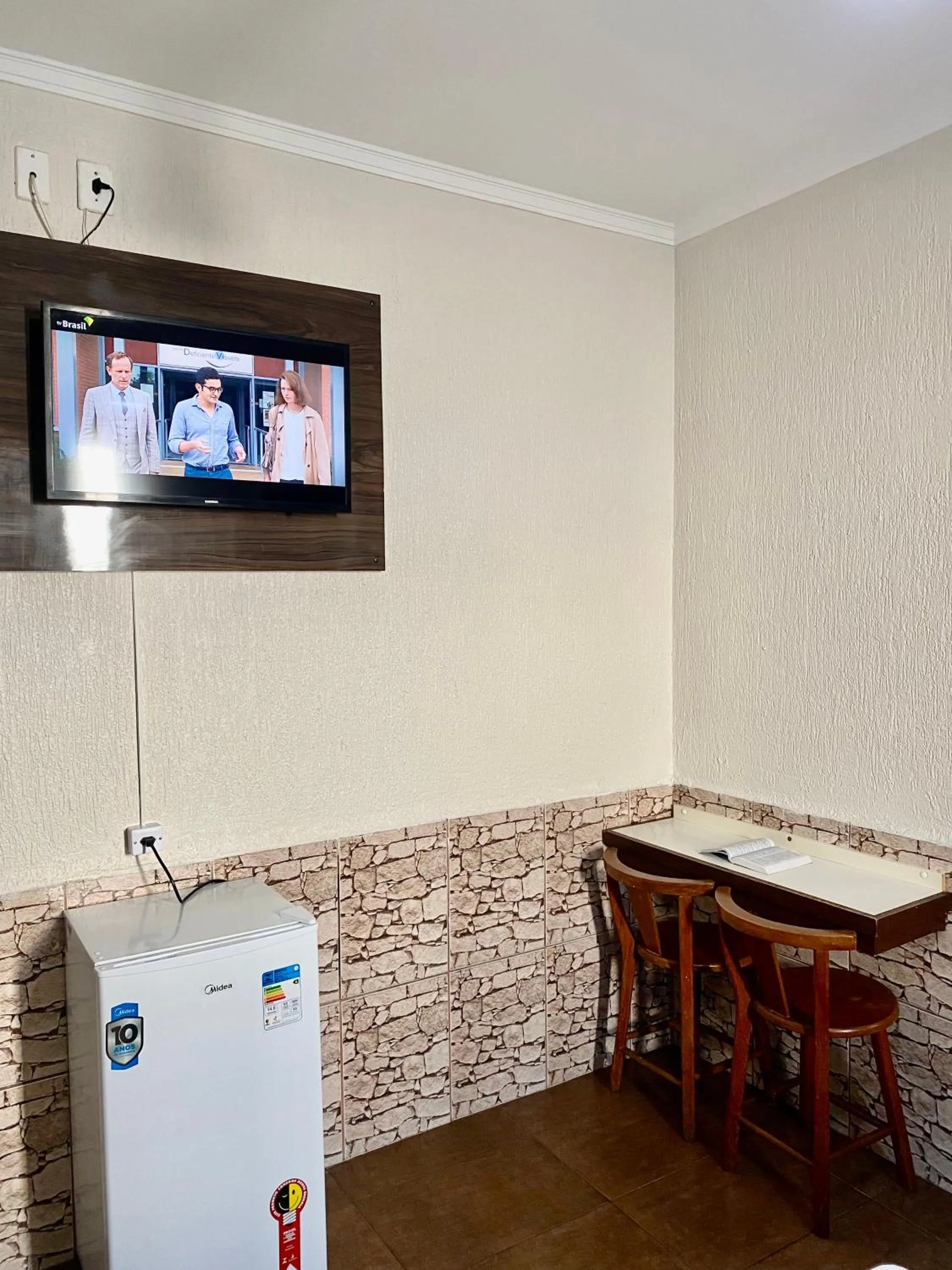 TV and multimedia in Hotel Praça da Árvore - São Paulo Expo