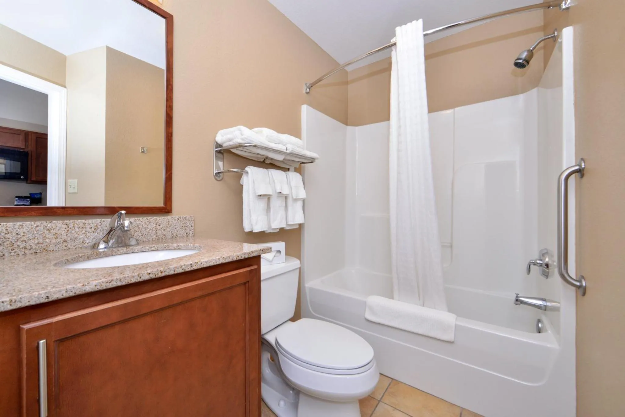 Bathroom in Candlewood Suites Kansas City Northeast by IHG