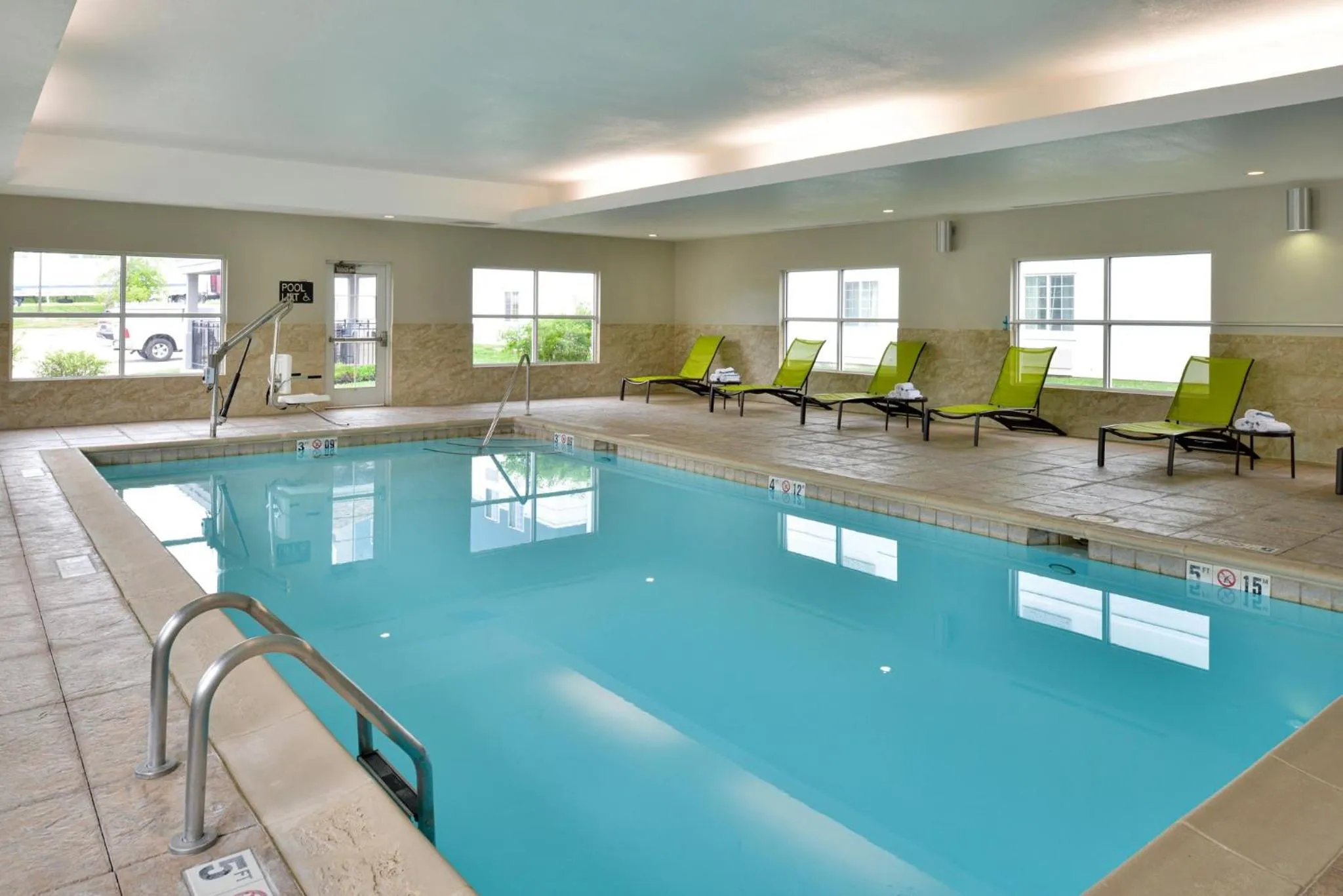 Property building in Candlewood Suites Kansas City Northeast by IHG