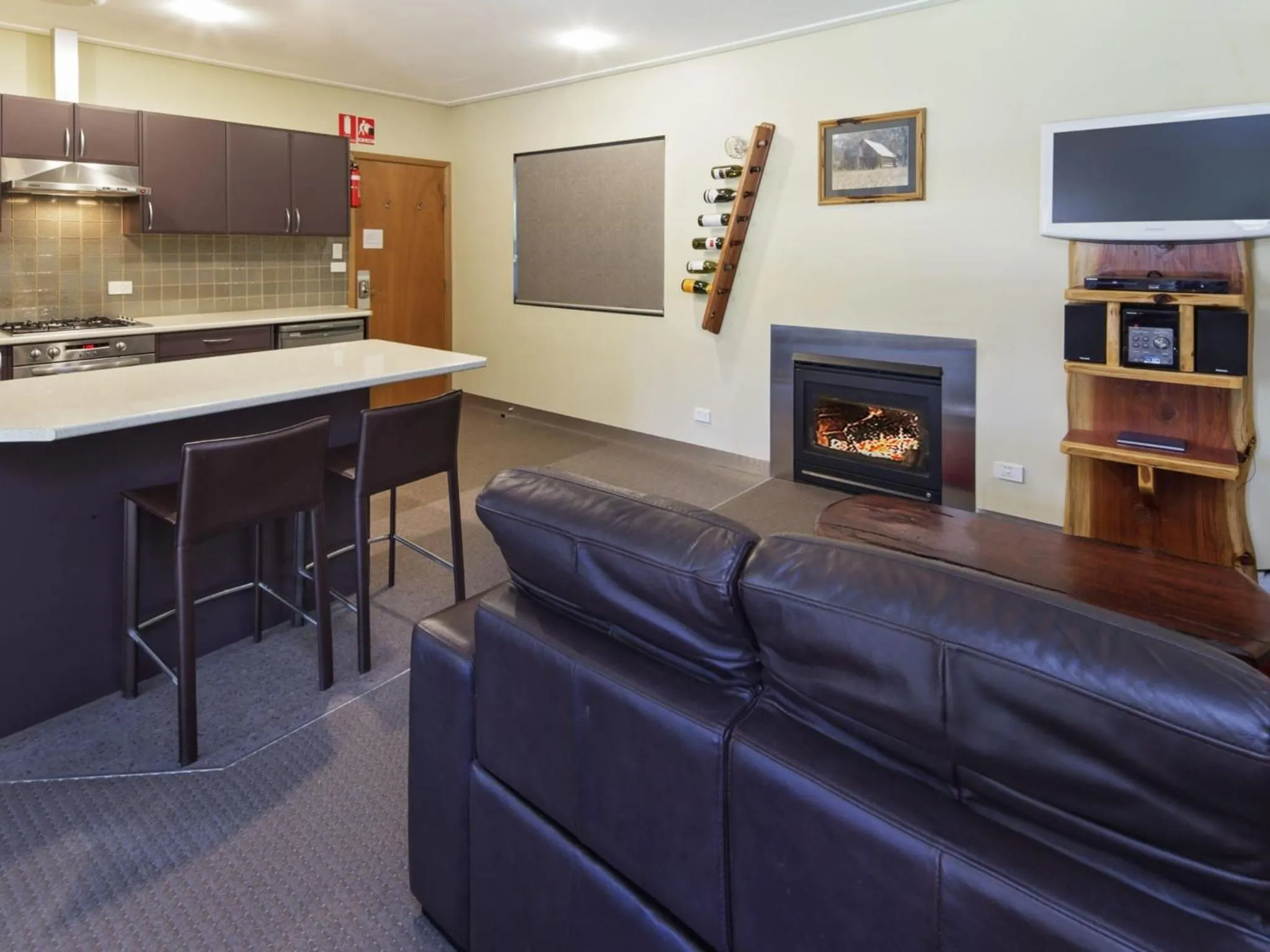 Kickenback Studio - Gym l Indoor Pool l Tennis l Air-Con l WiFi l BBQ