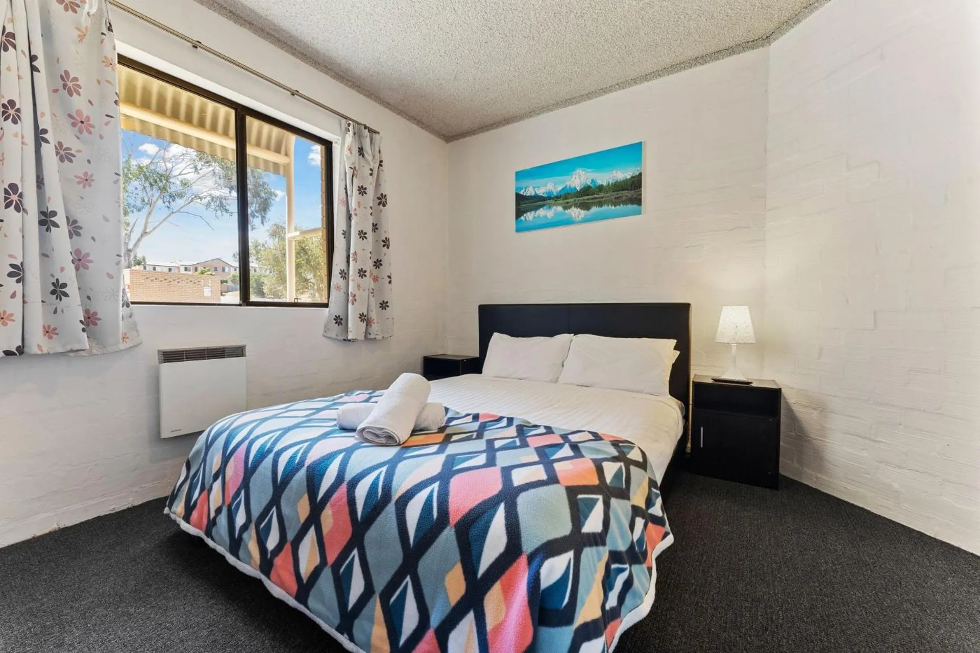 Bed in Alpine Mountain View 39 - 3BR l Swimming Pool l Air-Con l WiFi