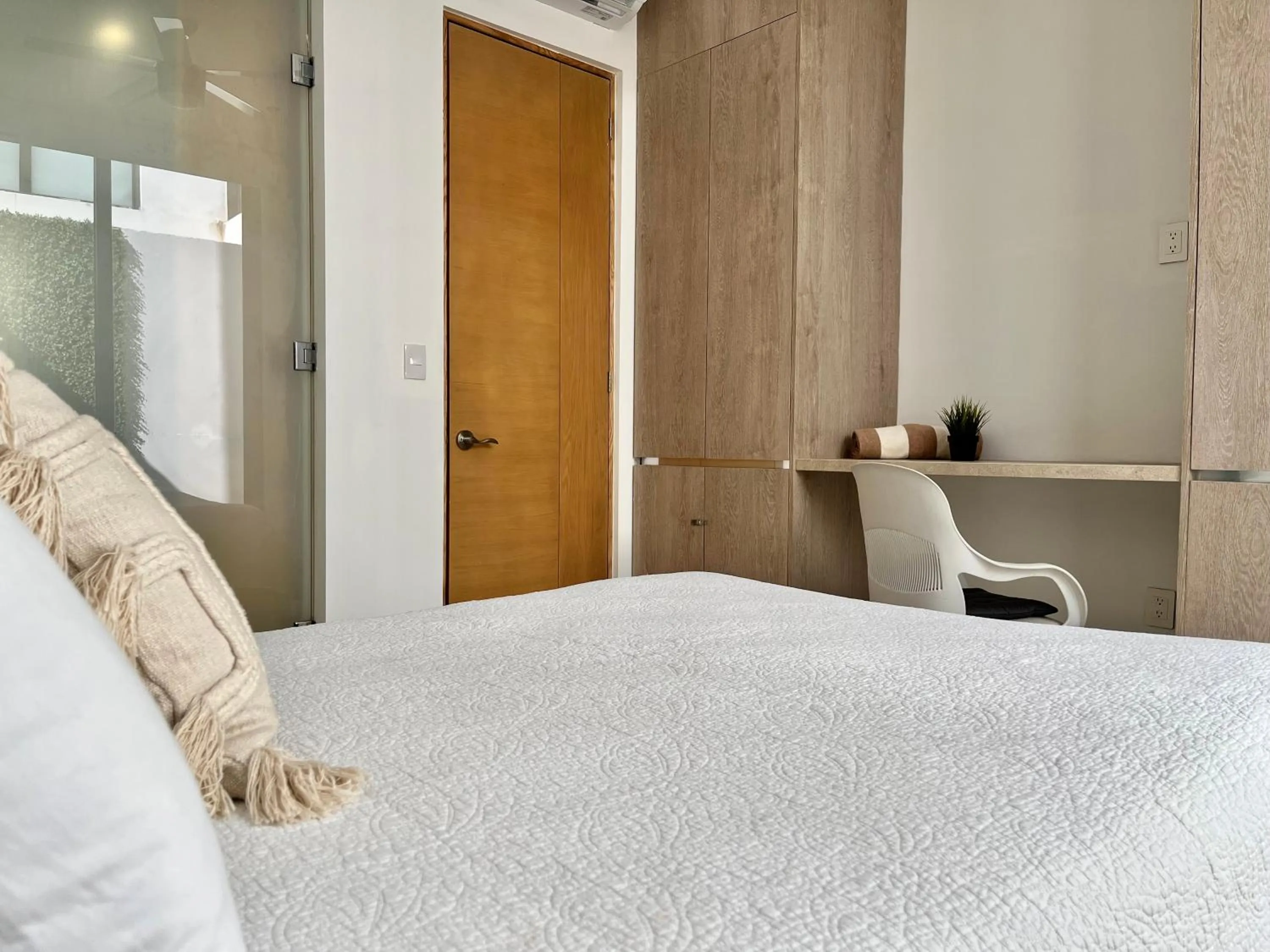 Luxury 5th Avenue Menesse 32