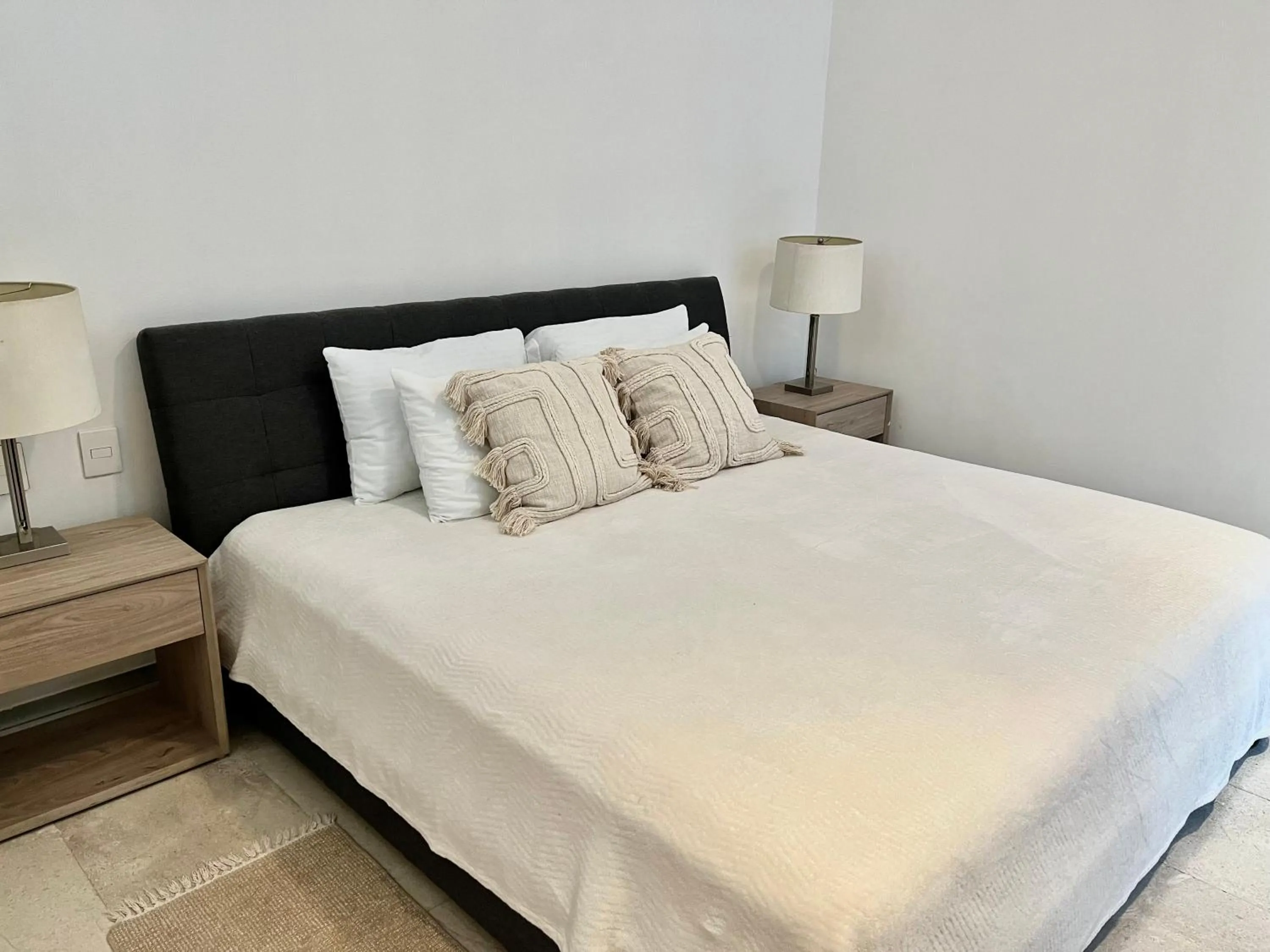 Luxury 5th Avenue Menesse 32