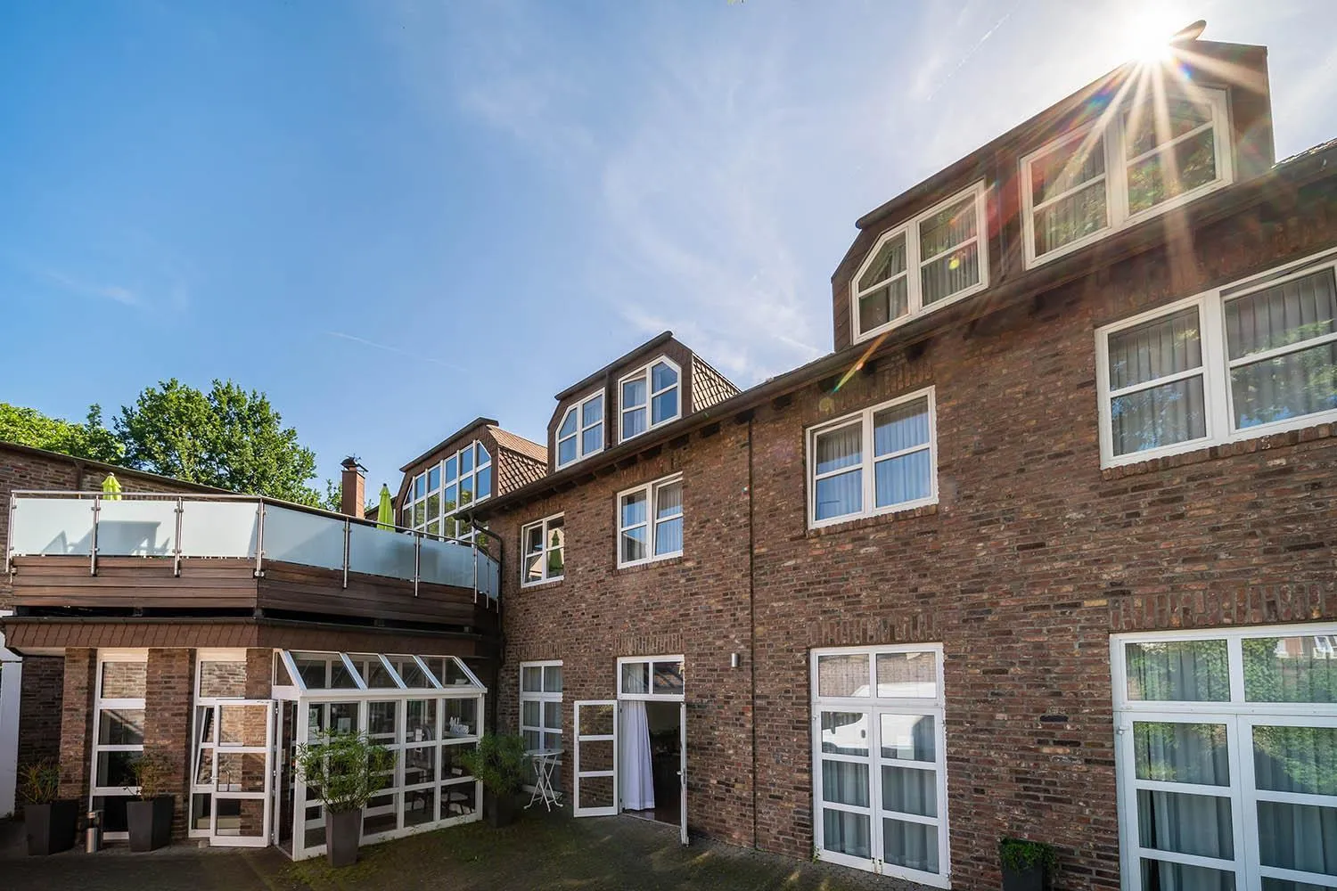Property building in Hotel Frechener Hof