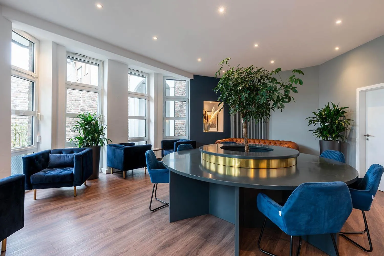 Communal lounge/ TV room in Hotel Frechener Hof