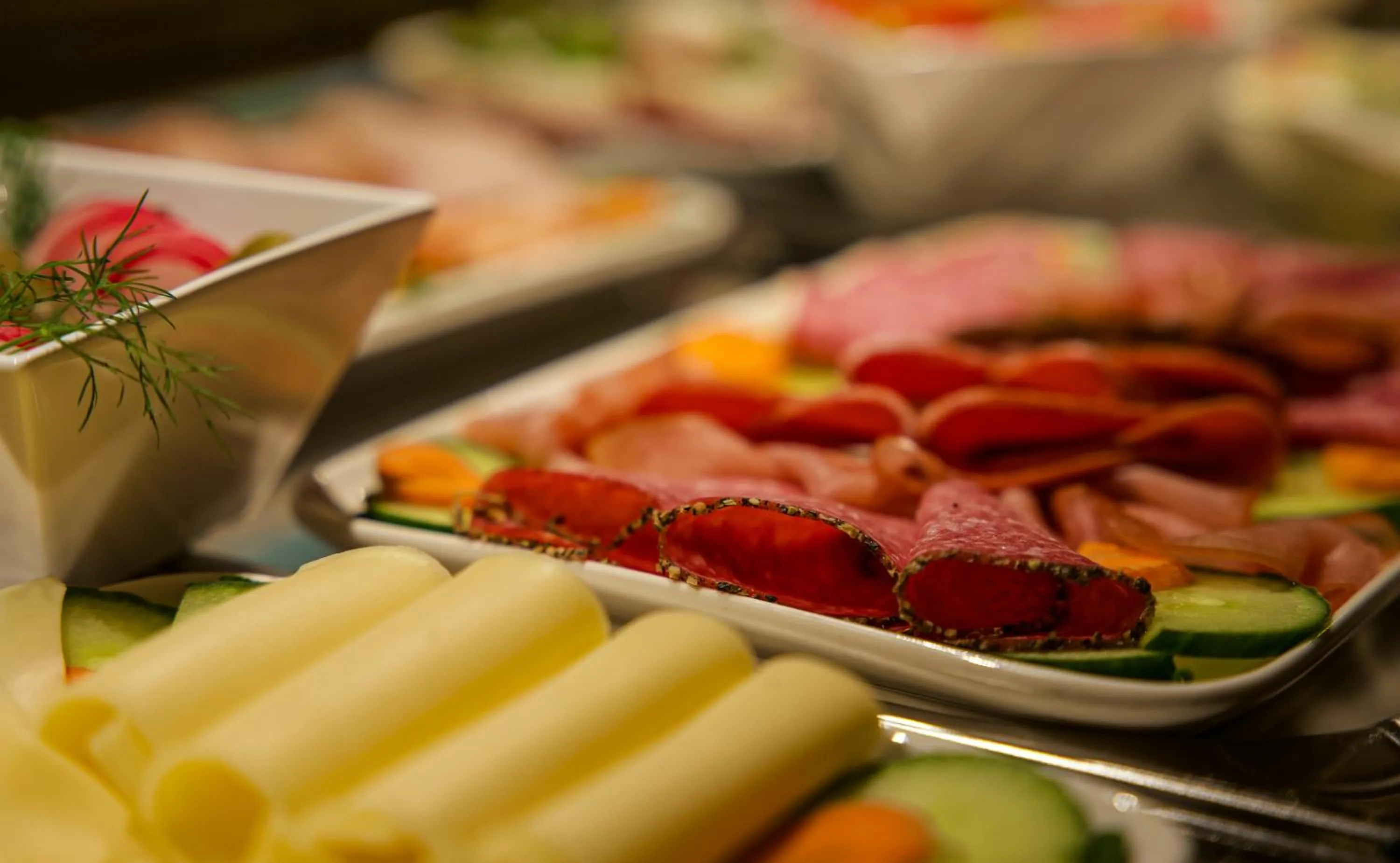 Buffet breakfast in Hotel Frechener Hof