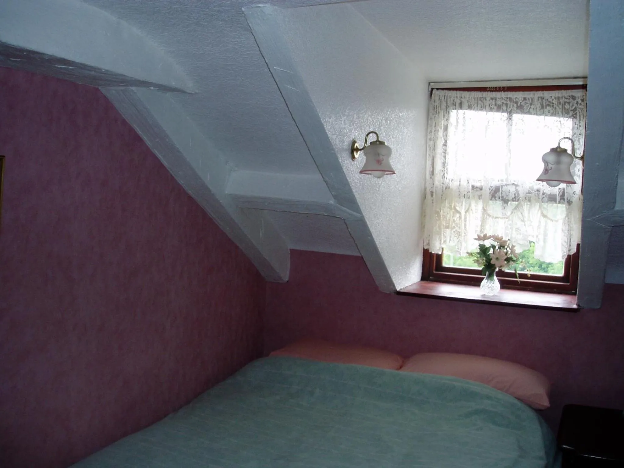 Bed in Rhymney House hotel