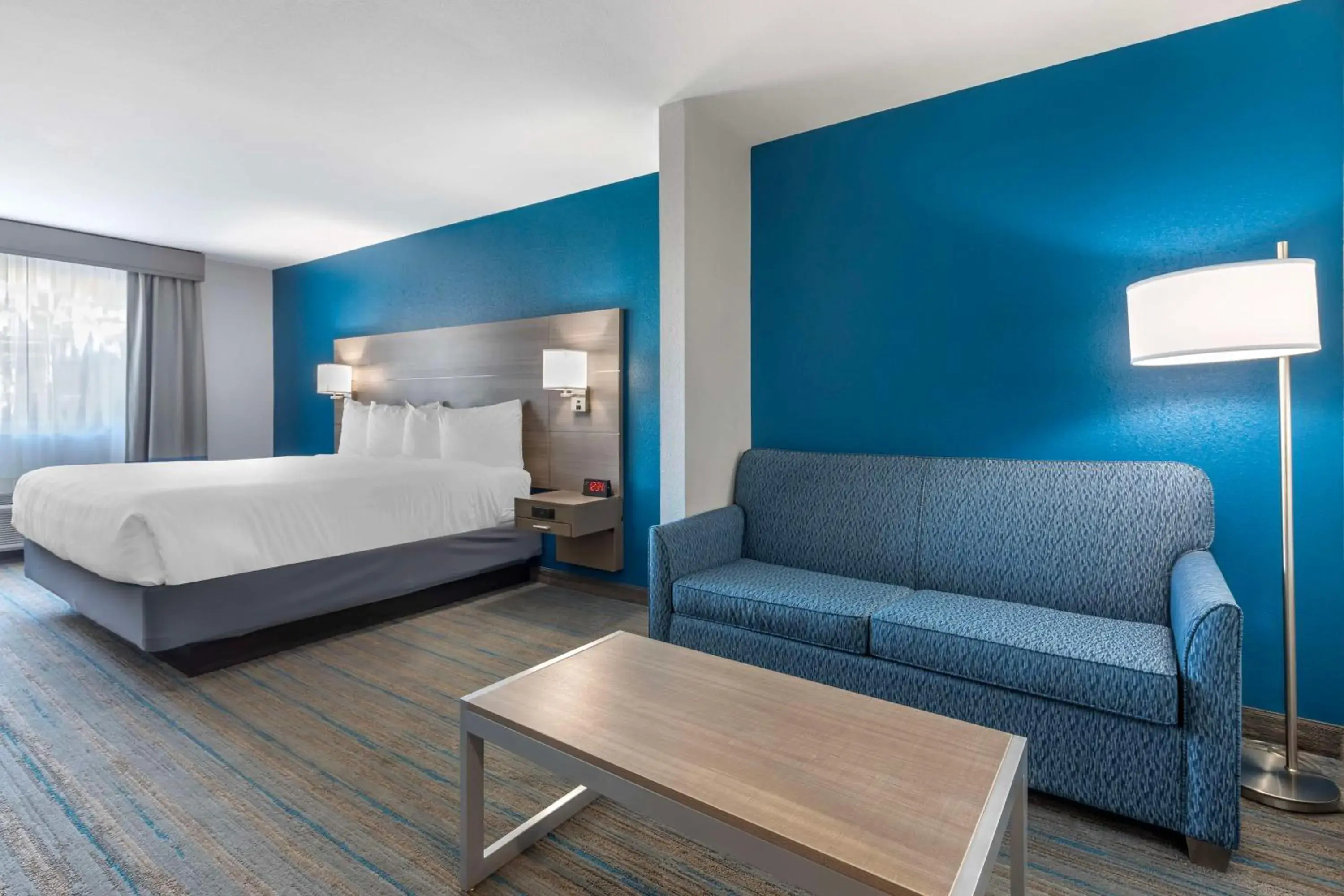 Photo of the whole room, Bed in Best Western Plus Stephenville Inn Photo of the whole room, Bed in Best Western Plus Stephenville Inn