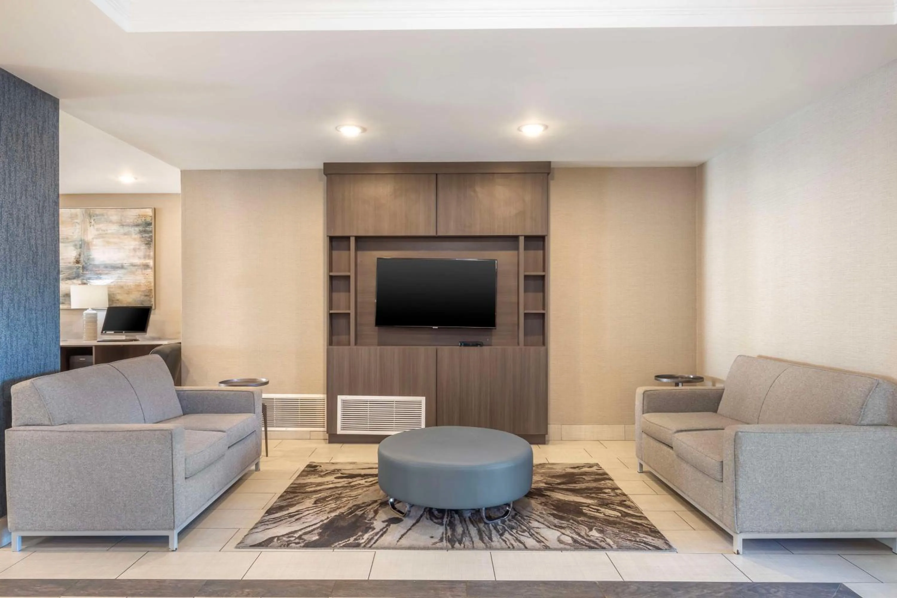 Lobby or reception in Best Western Plus Stephenville Inn