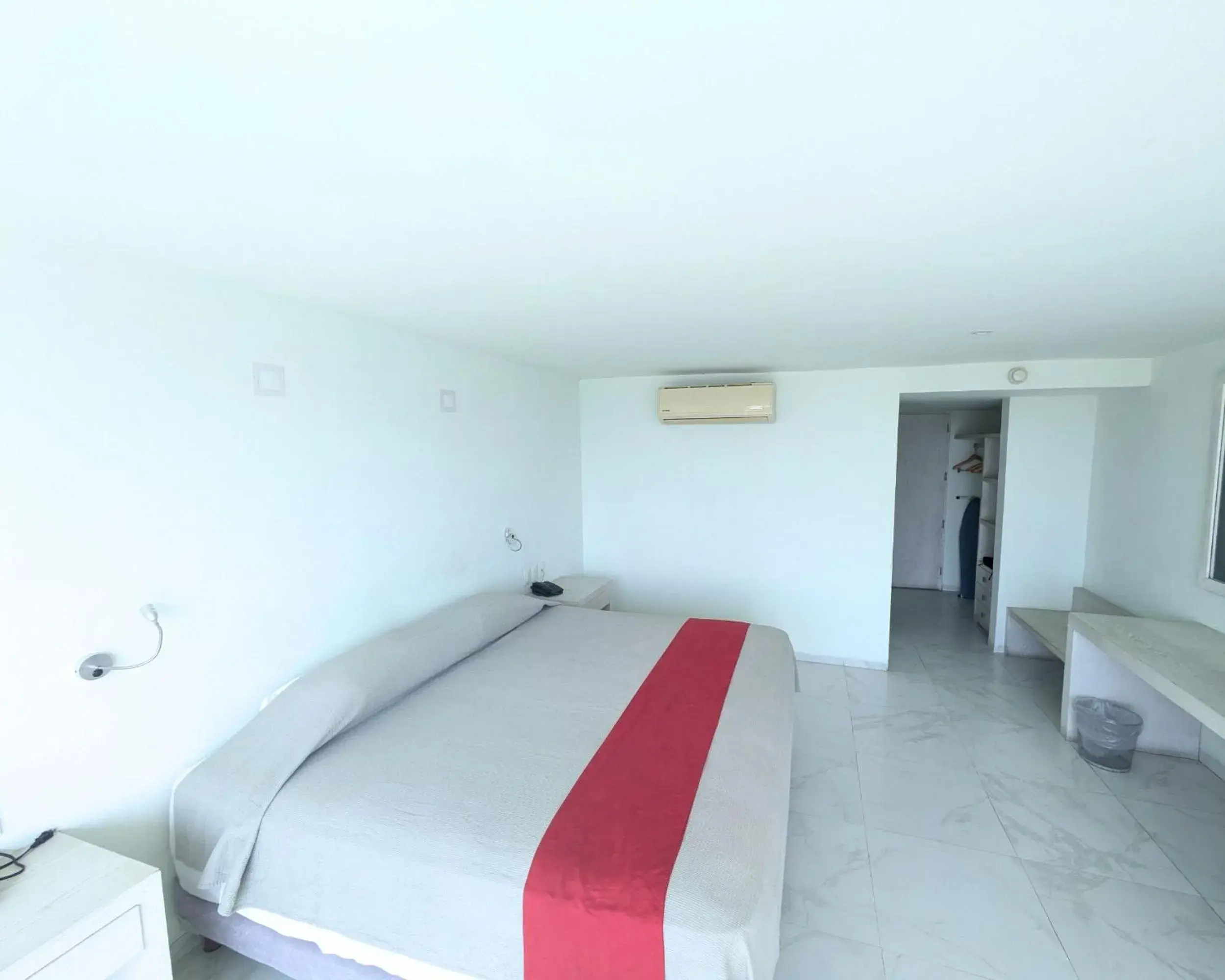 Bed in We Hotel Acapulco Bed in We Hotel Acapulco