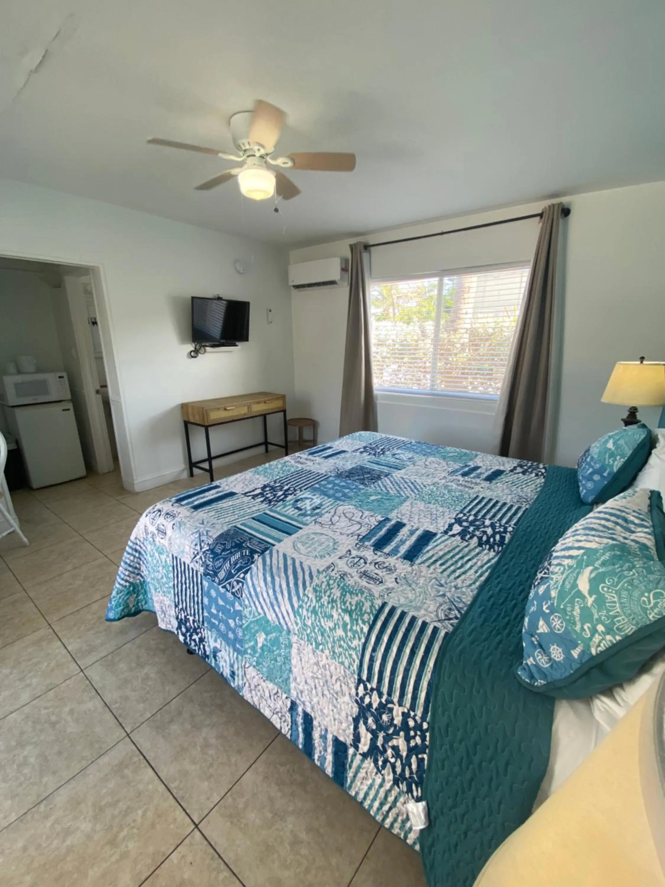 Bed in Kingsail Resort