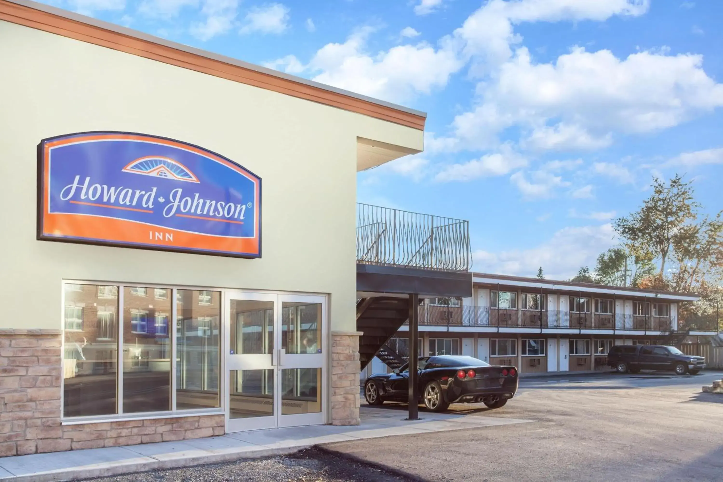 Property building in Howard Johnson Inn by Wyndham Kingston Property building in Howard Johnson Inn by Wyndham Kingston