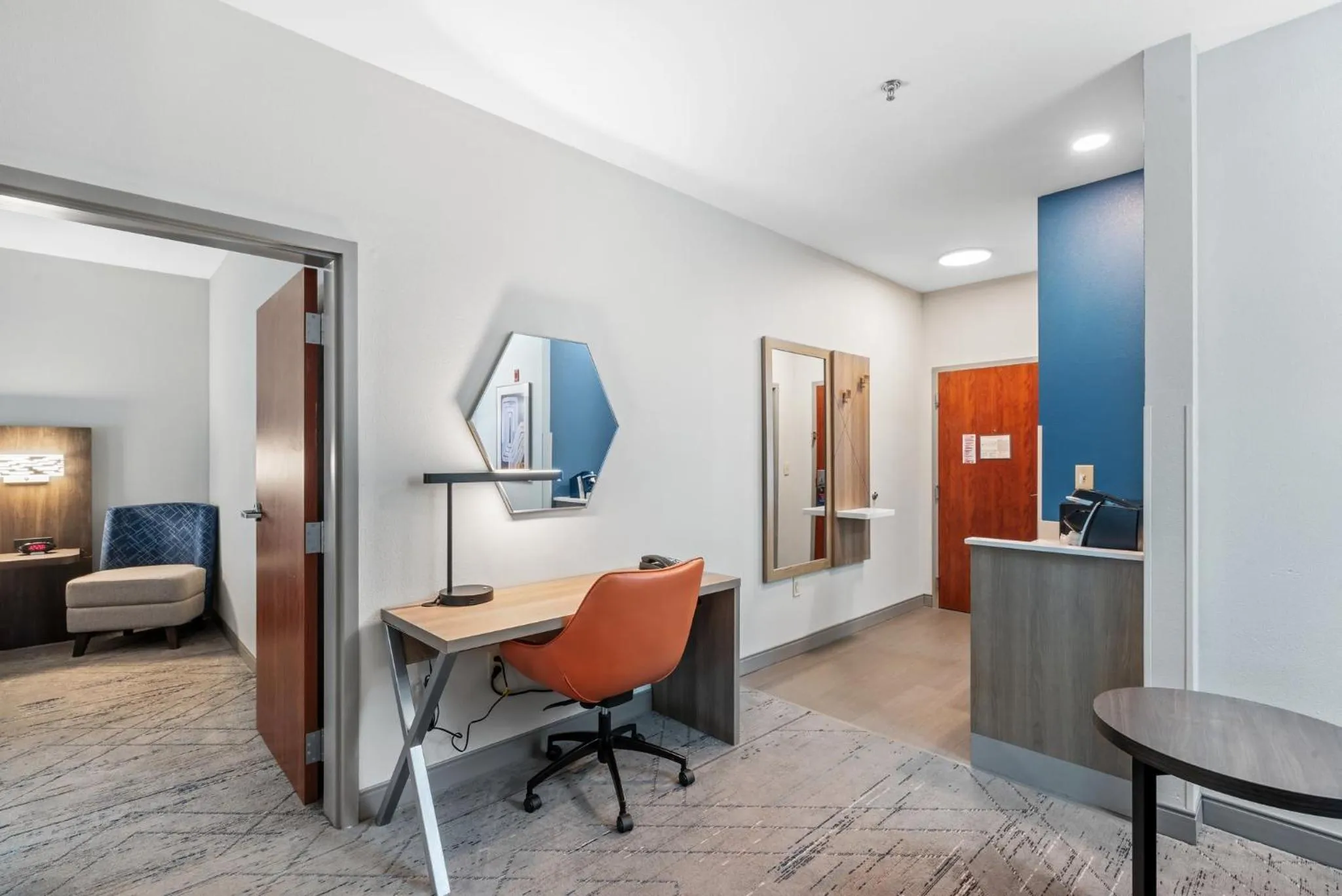 Photo of the whole room in Holiday Inn Express & Suites Maumelle by IHG