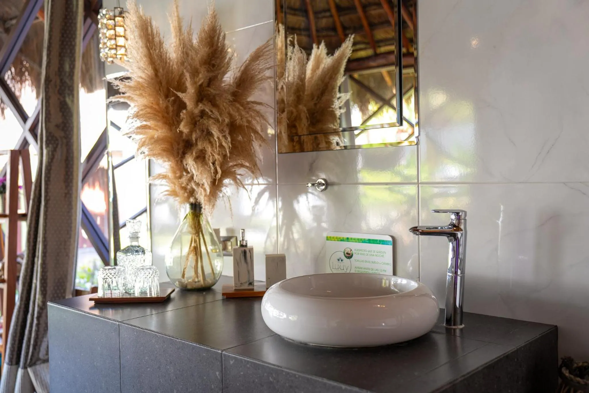 Decorative detail in Cabañas Luxury con Lagoon Club - Adults Only